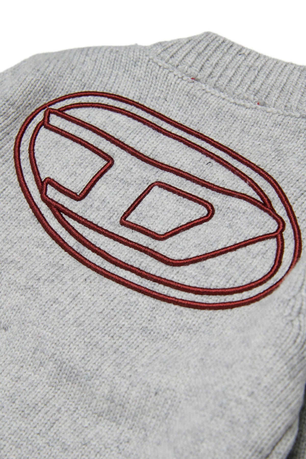Cárdigan con logo en la espalda