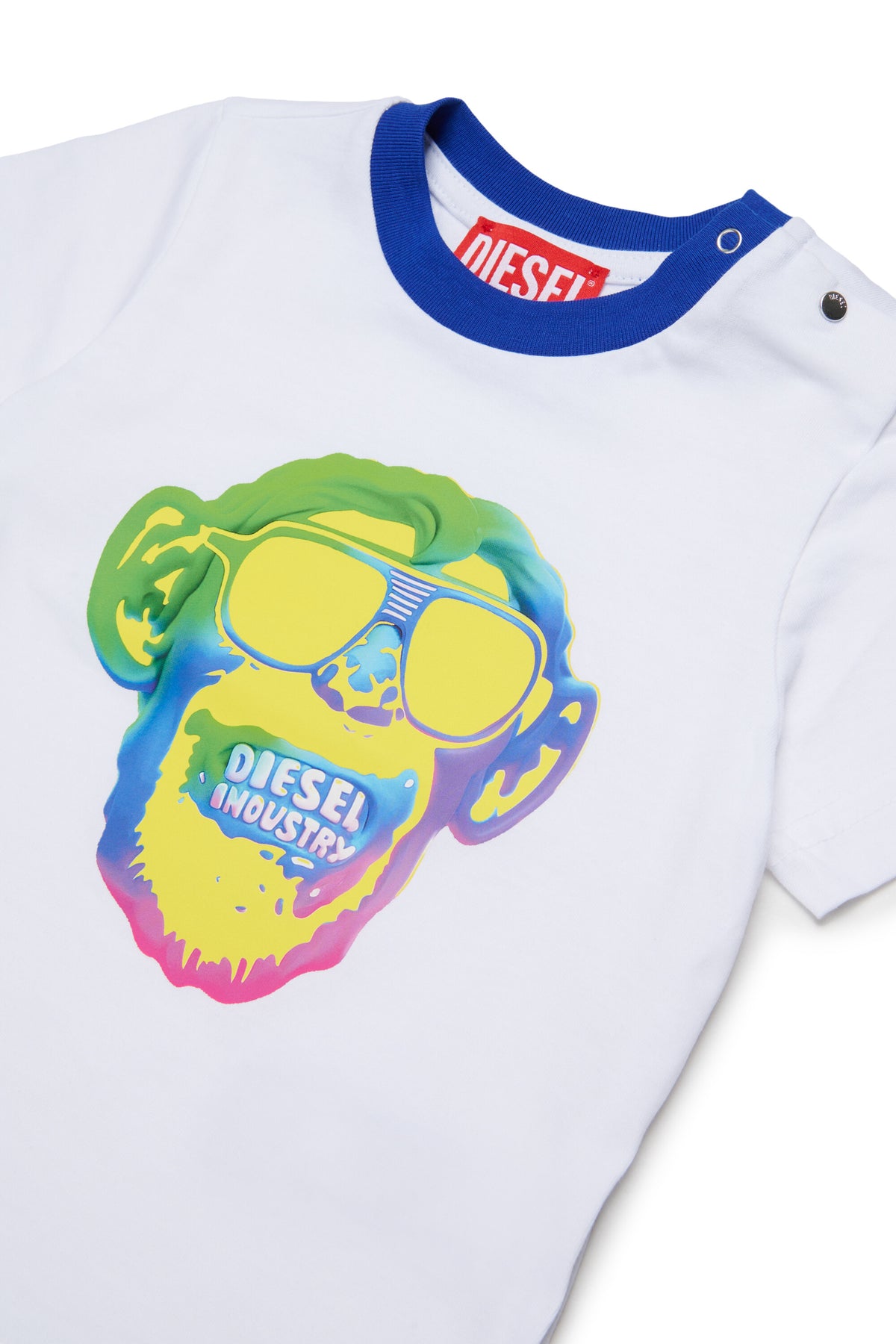 T-Shirt mit buntem Print