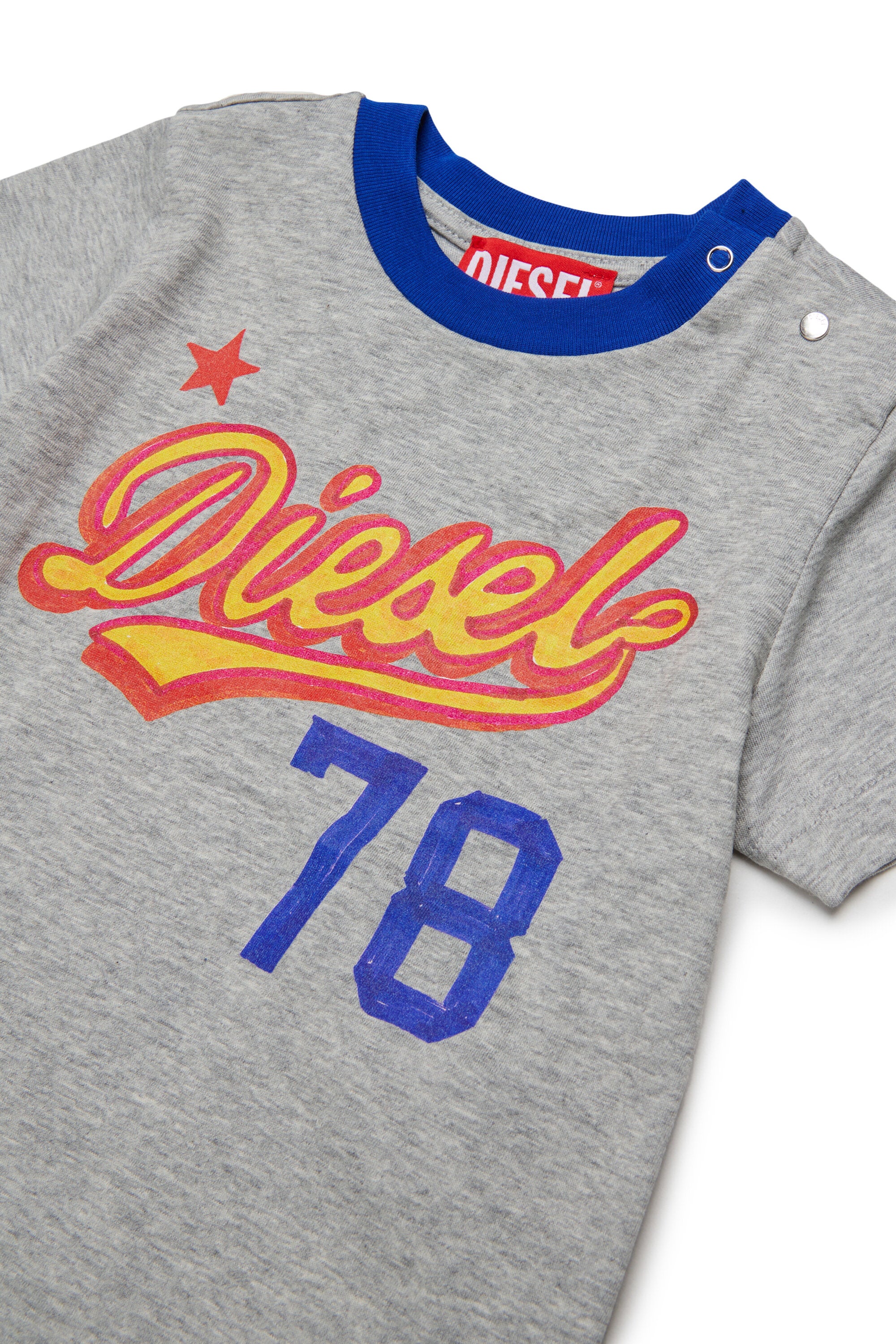 T-Shirt mit Logo