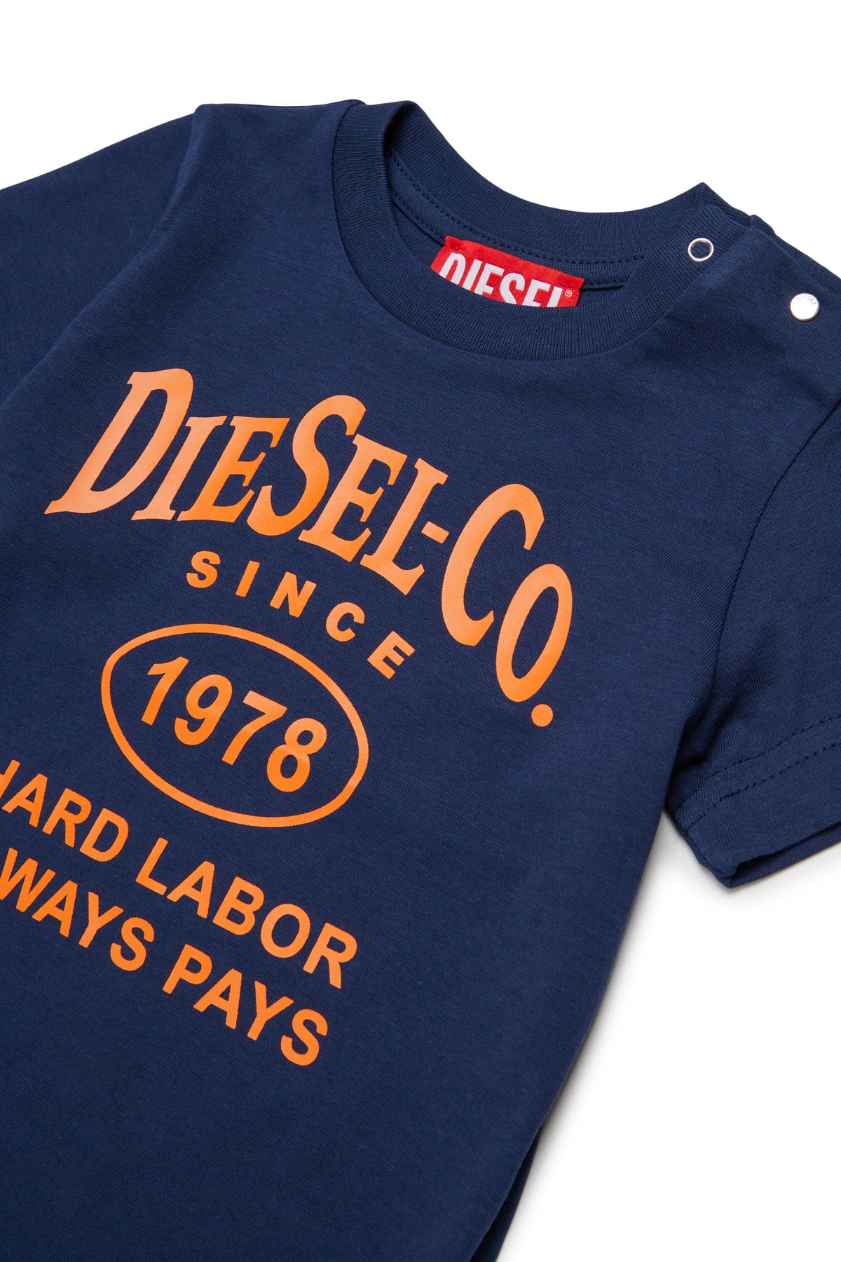 T-Shirt mit Logo