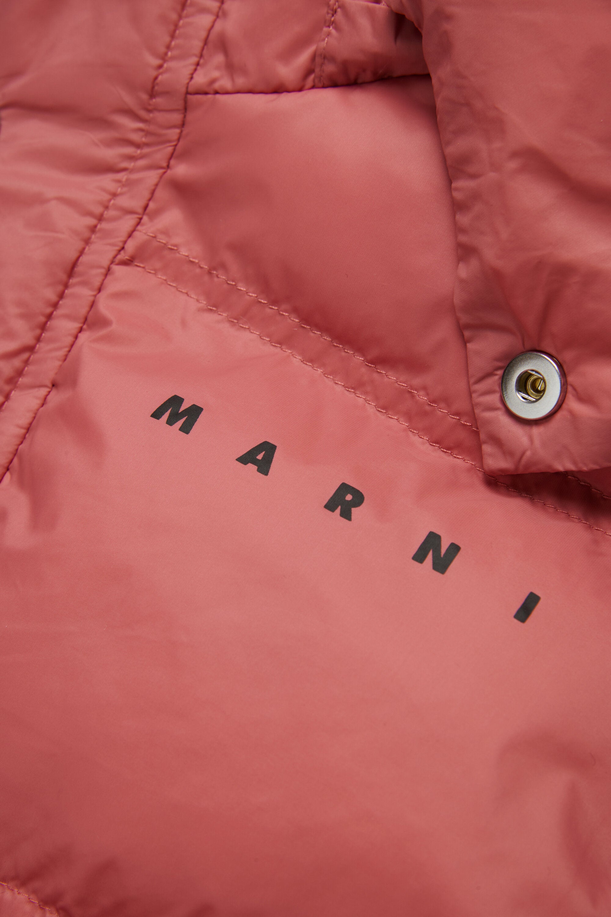 Wattierte Kapuzenweste mit Logo