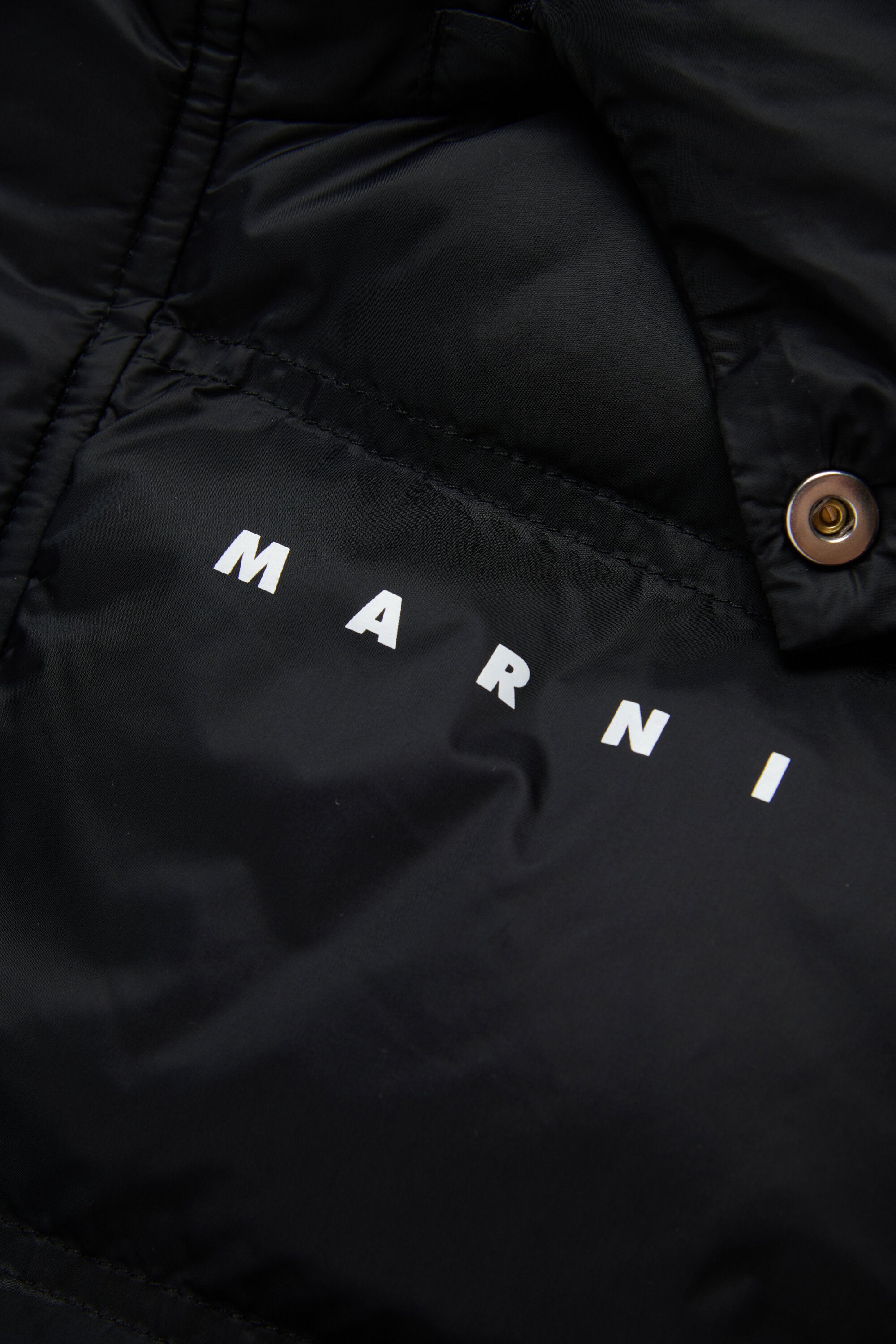 Gilet imbottito con cappuccio e logo