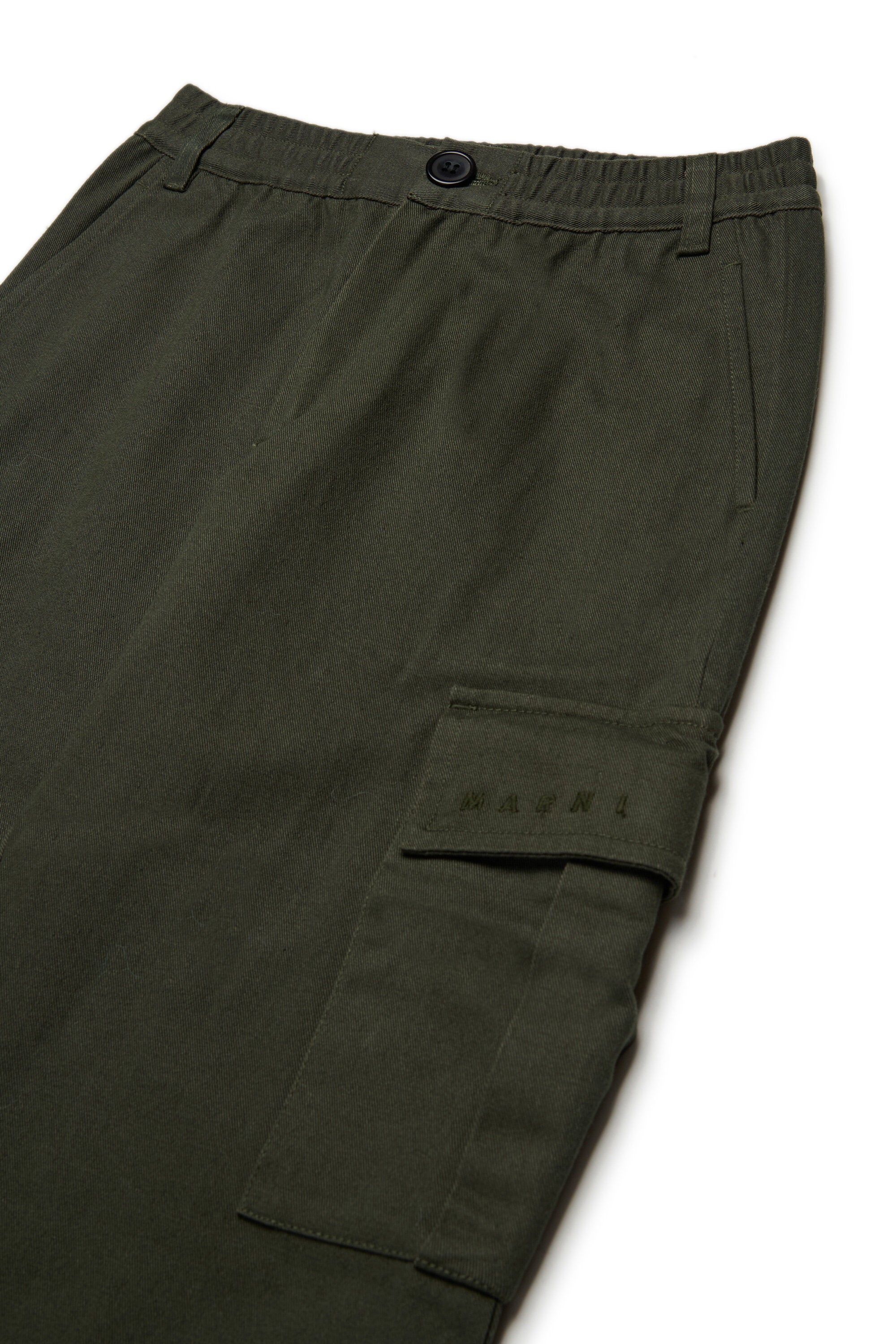 Pantalones cargo de gabardina con tirantes ajustables
