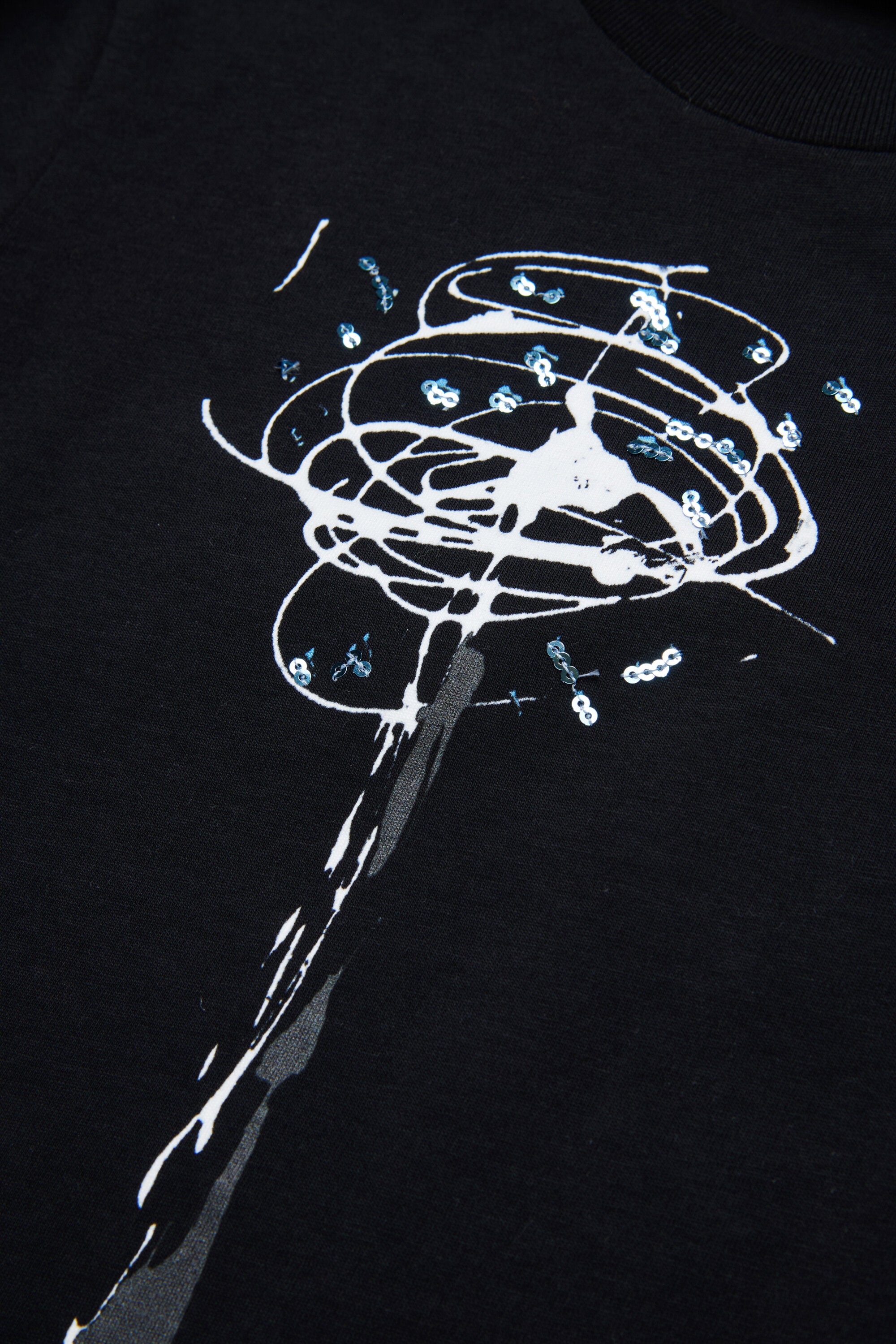 T-shirt avec logo sur la poitrine