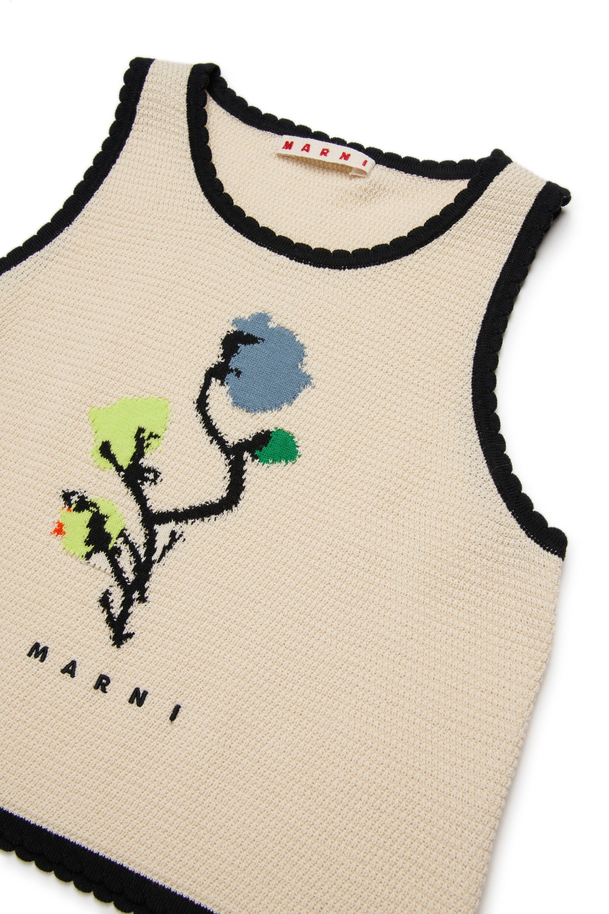 Knit top with floral pattern