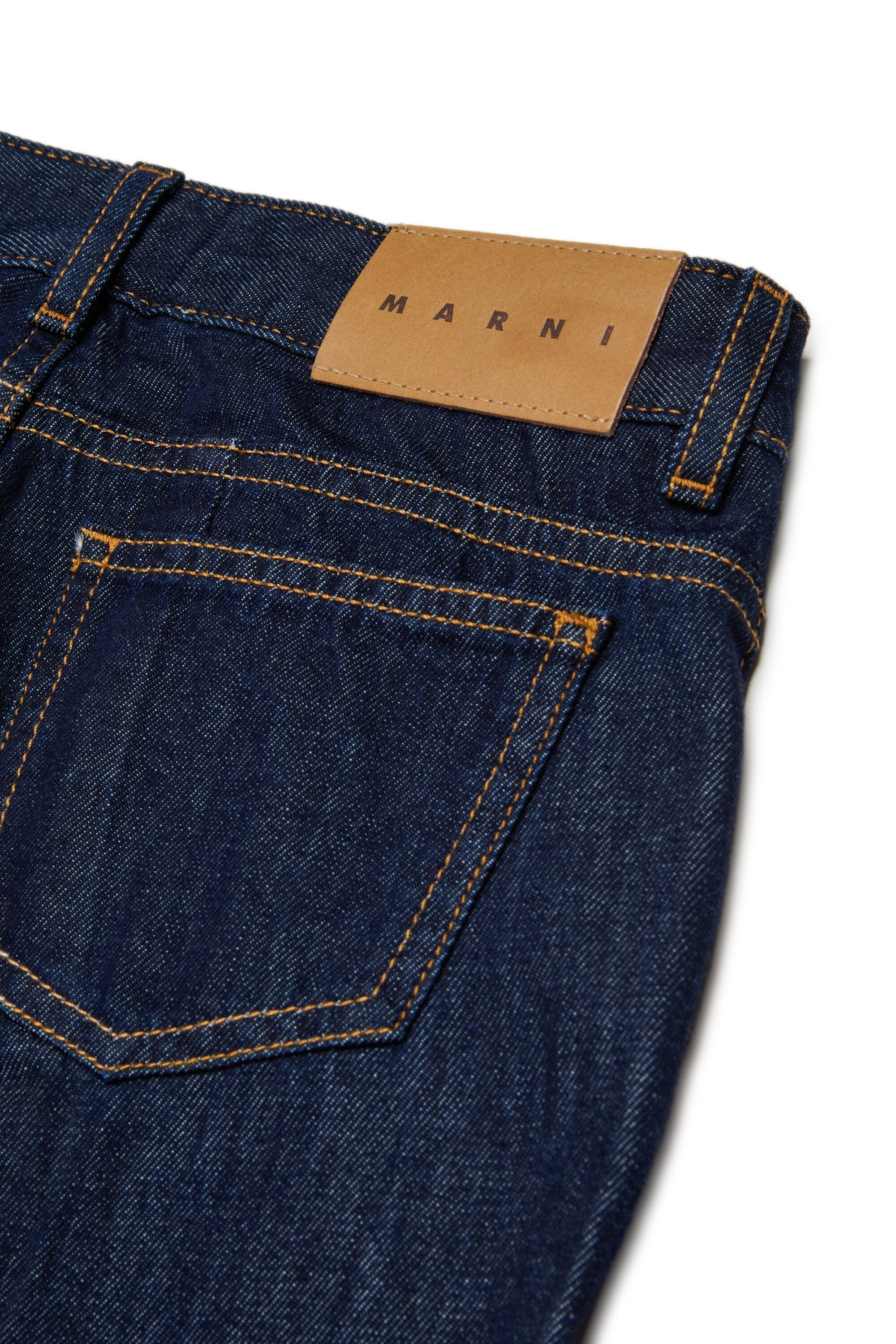 Dunkelblaue Schlagjeans mit Logo