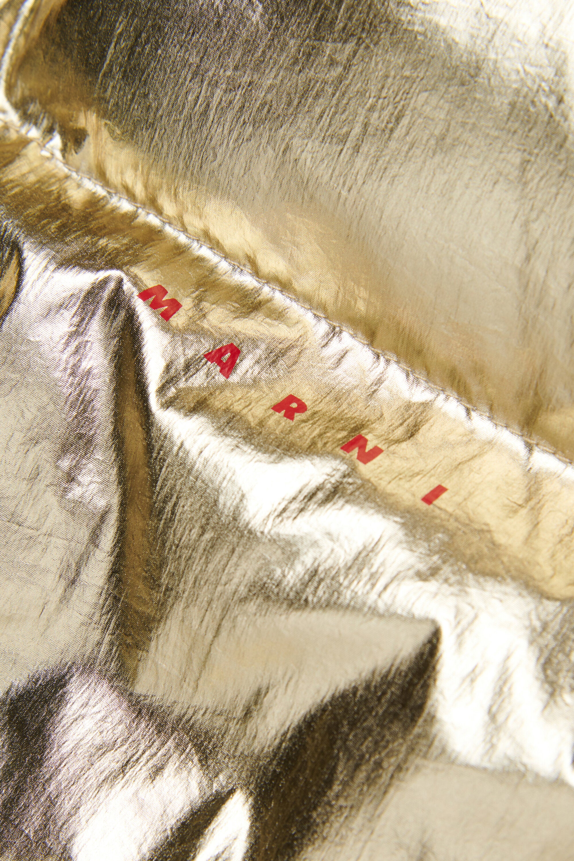 Chaqueta acolchada con logo estampado