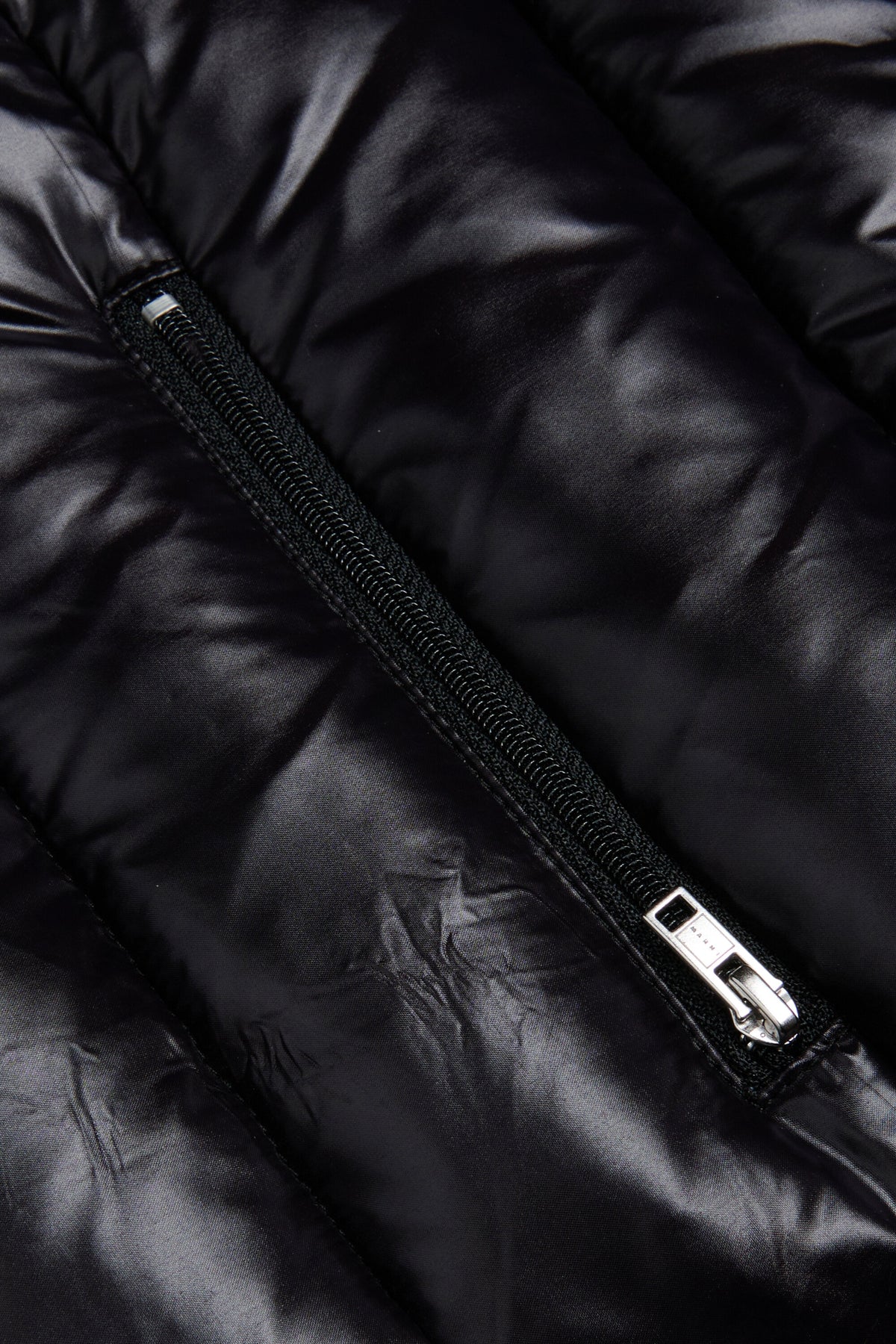 Gefütterte Jacke mit Logo