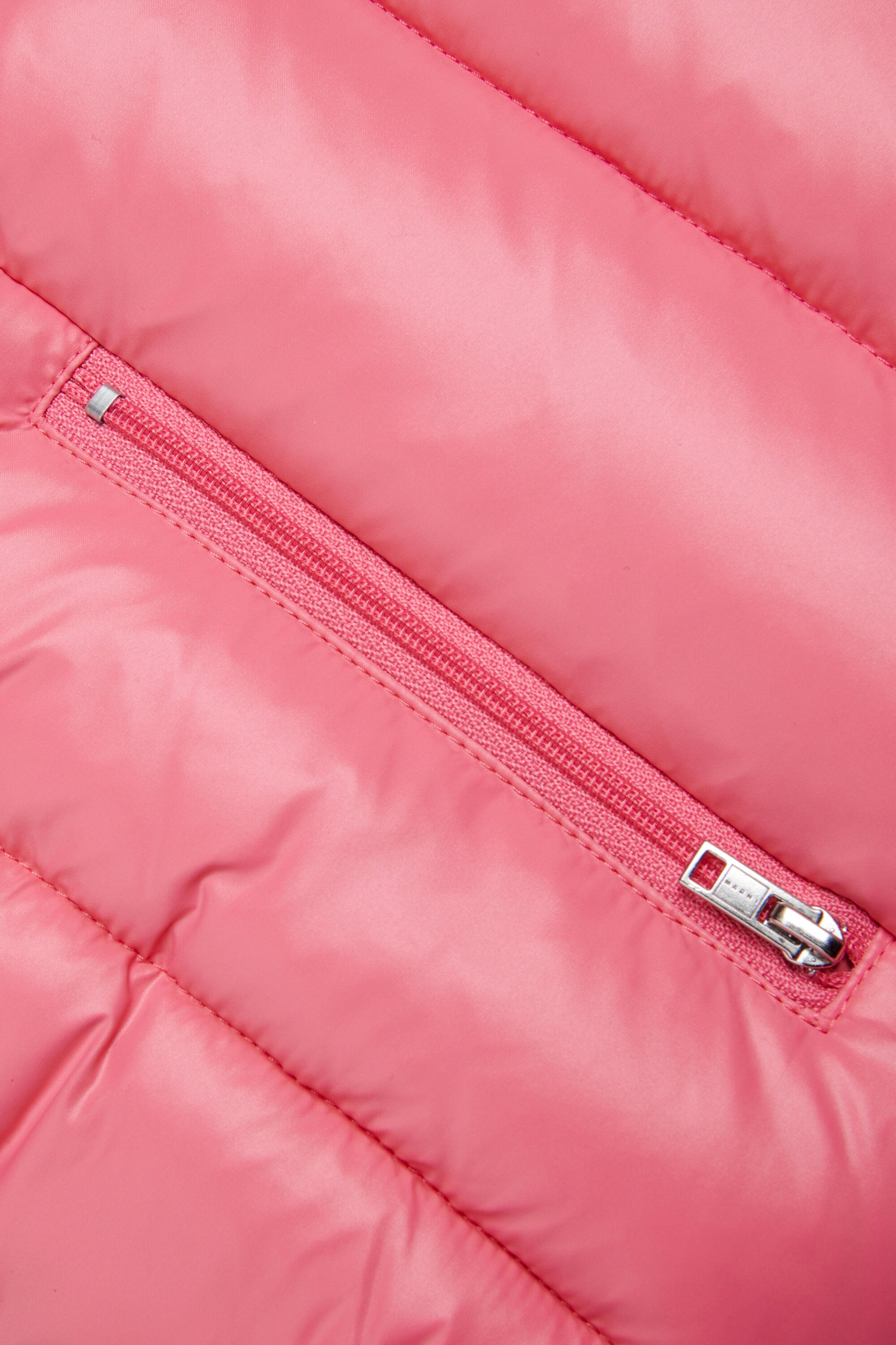 Ärmellose Steppjacke