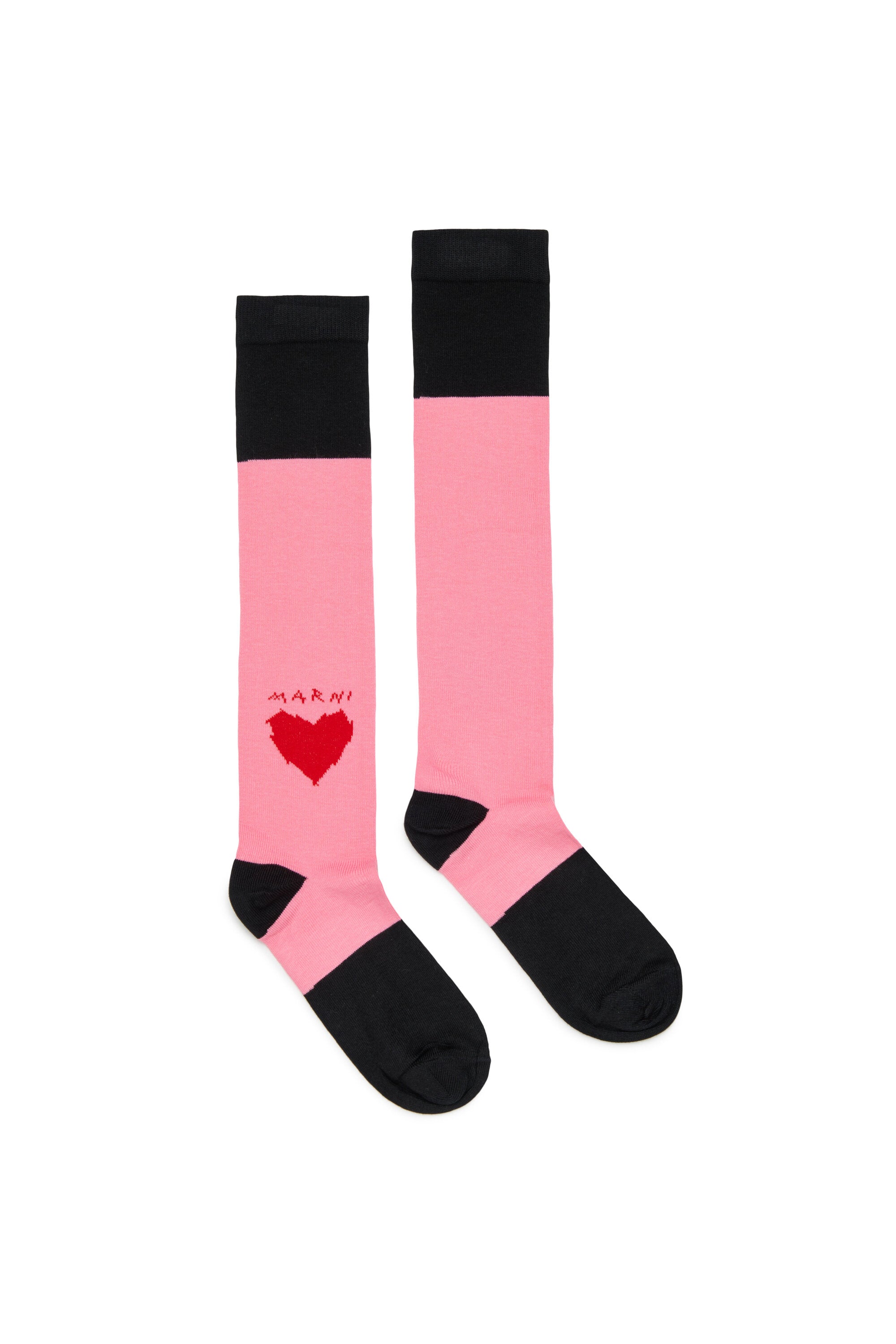 Socken mit Herzstickerei
