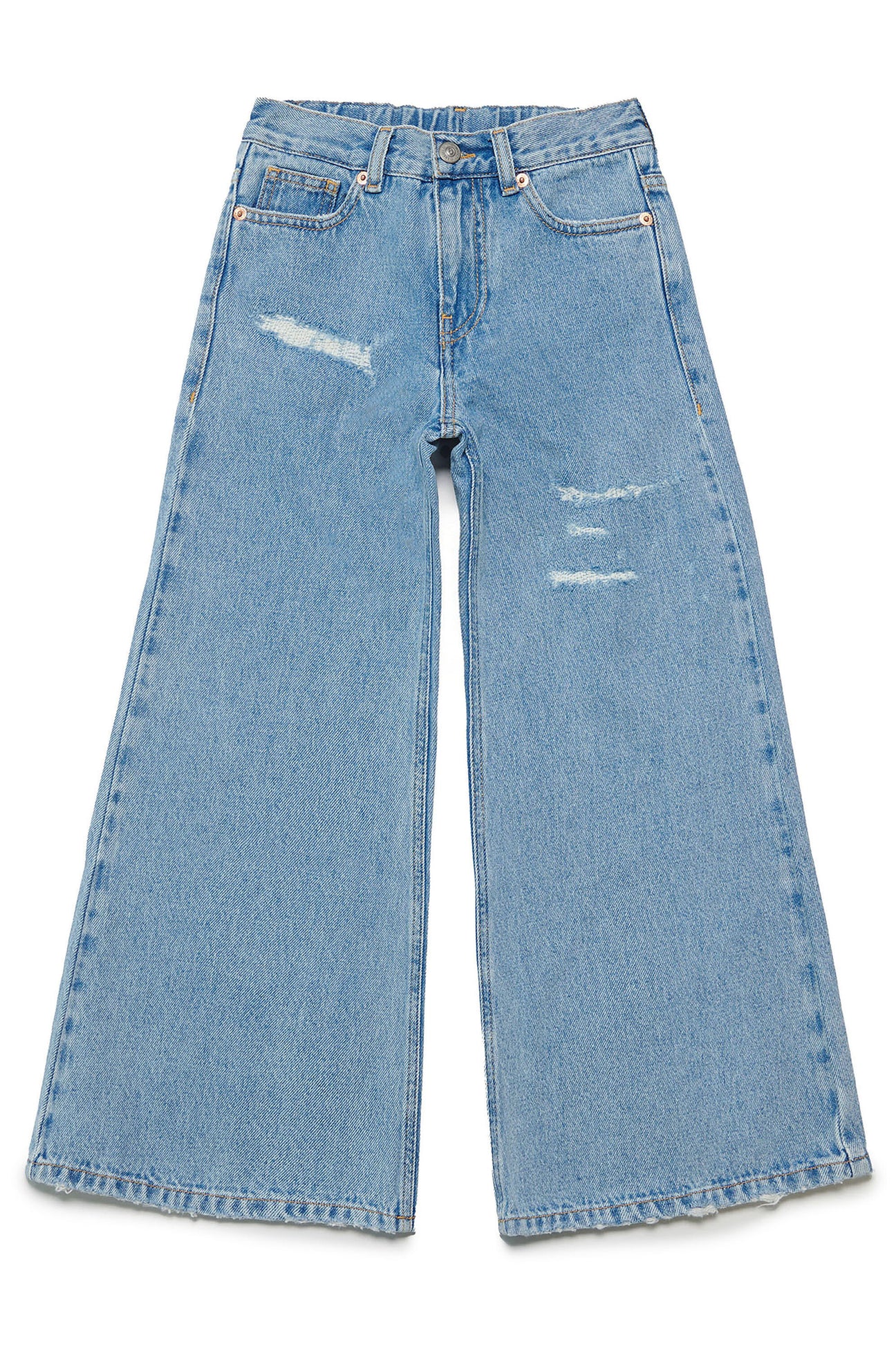 Jeans chiaro con rotture 