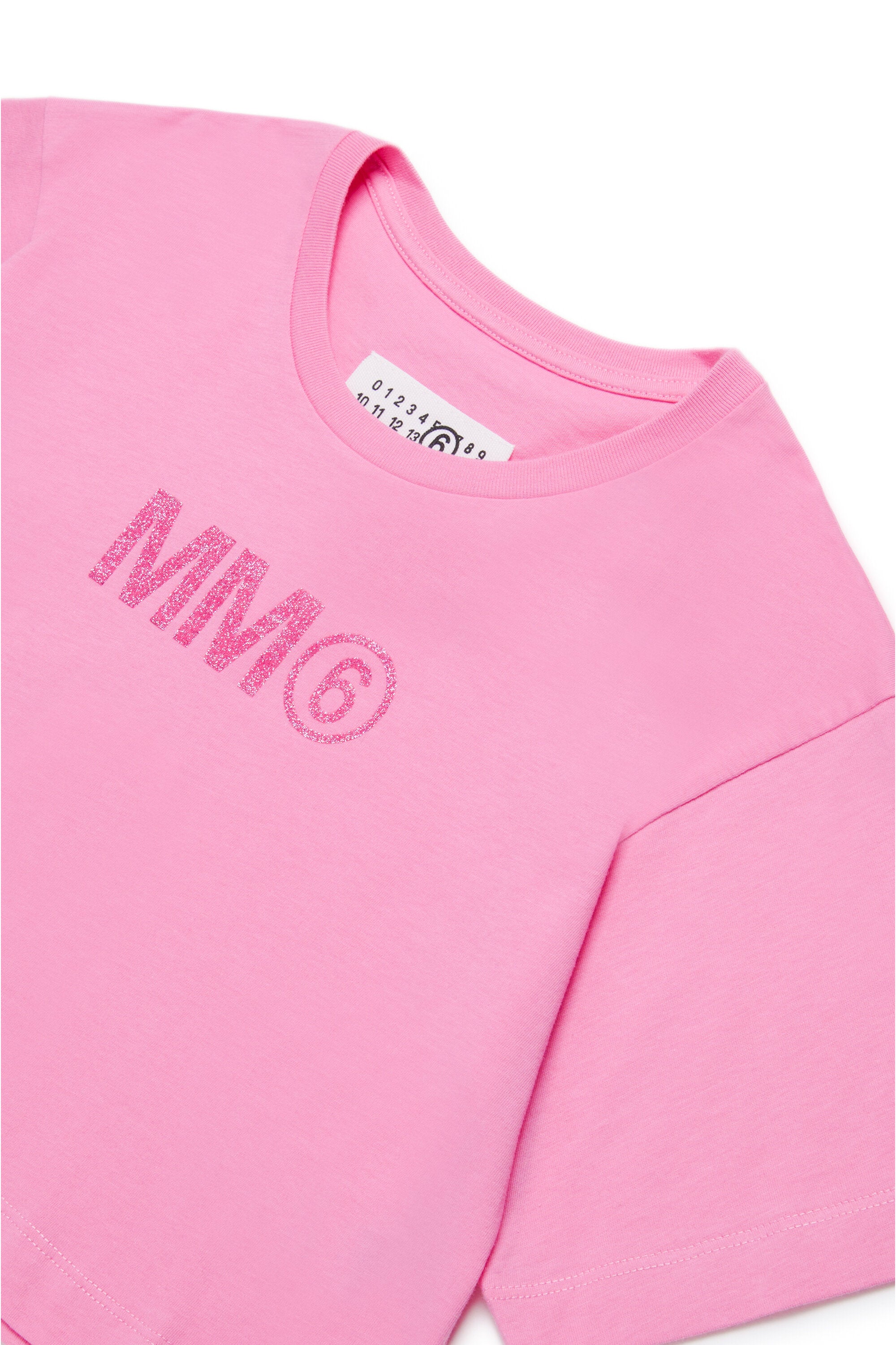 T-shirt cropped con logo MM6 glitterato