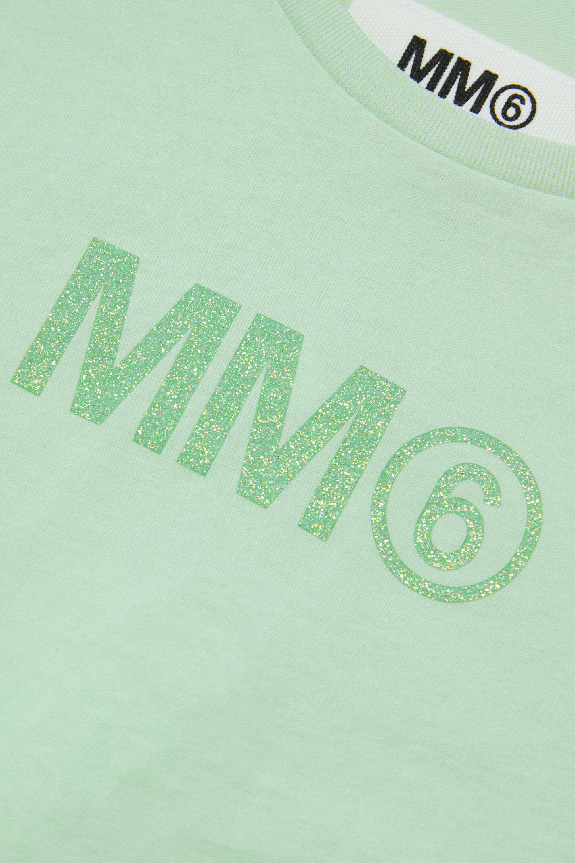 Cropped T-shirt branded with MM6 glitter logo