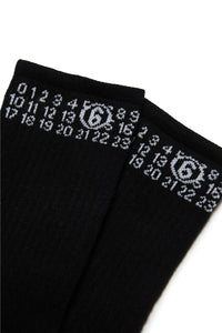 Ribbed socks branded with numeric logo