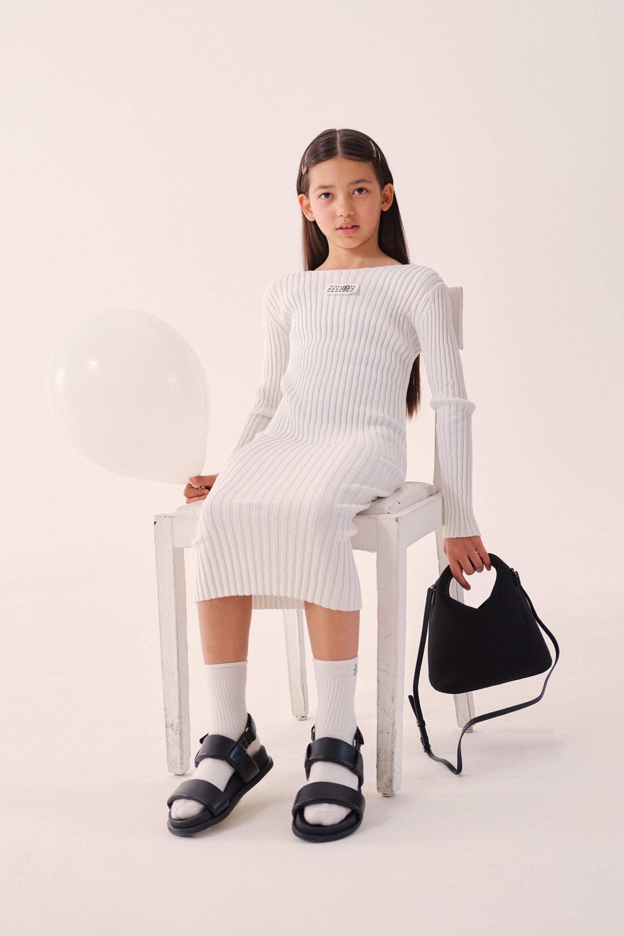 Langärmeliges Kleid mit Logo