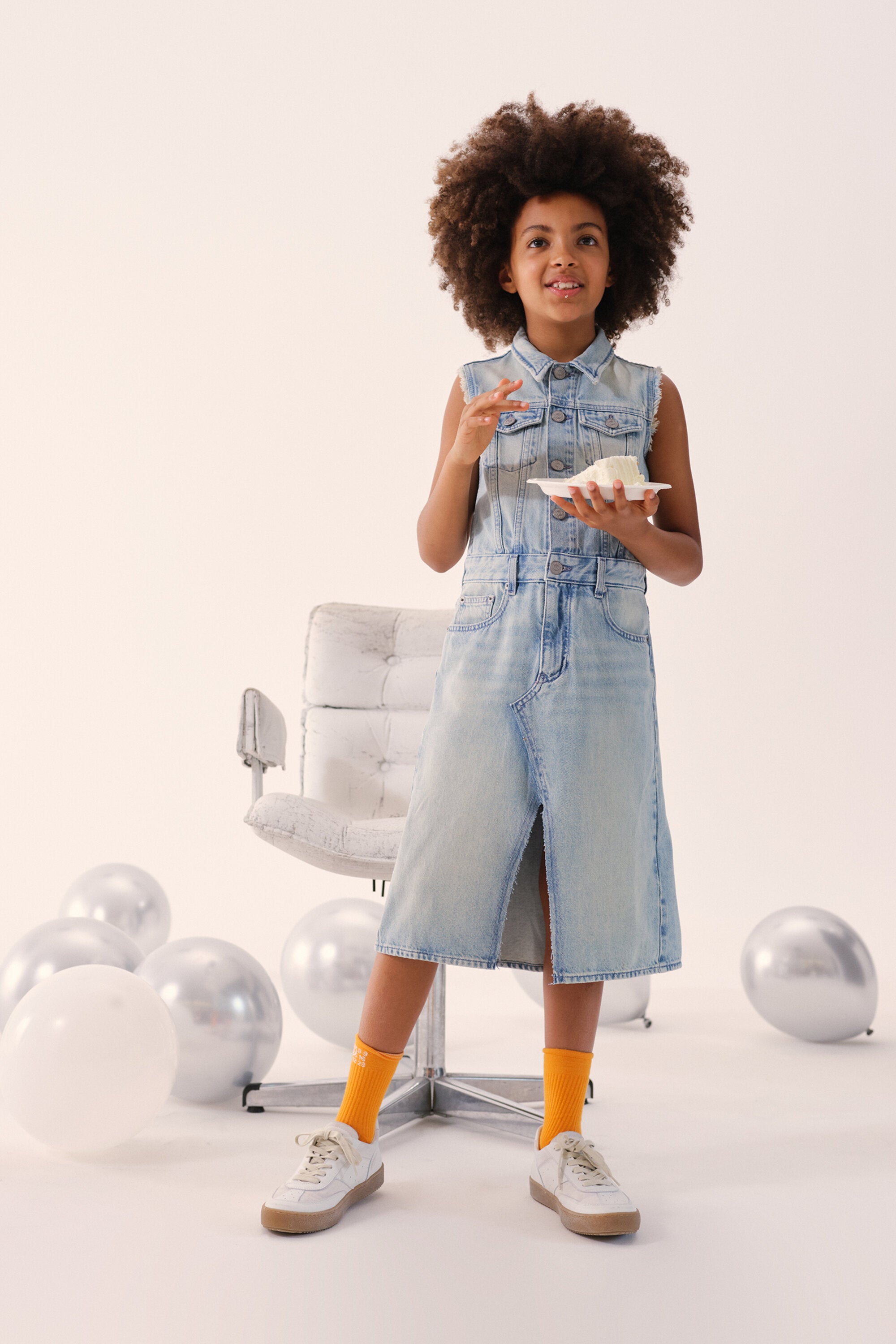 Abito denim smanicato effetto sbiadito