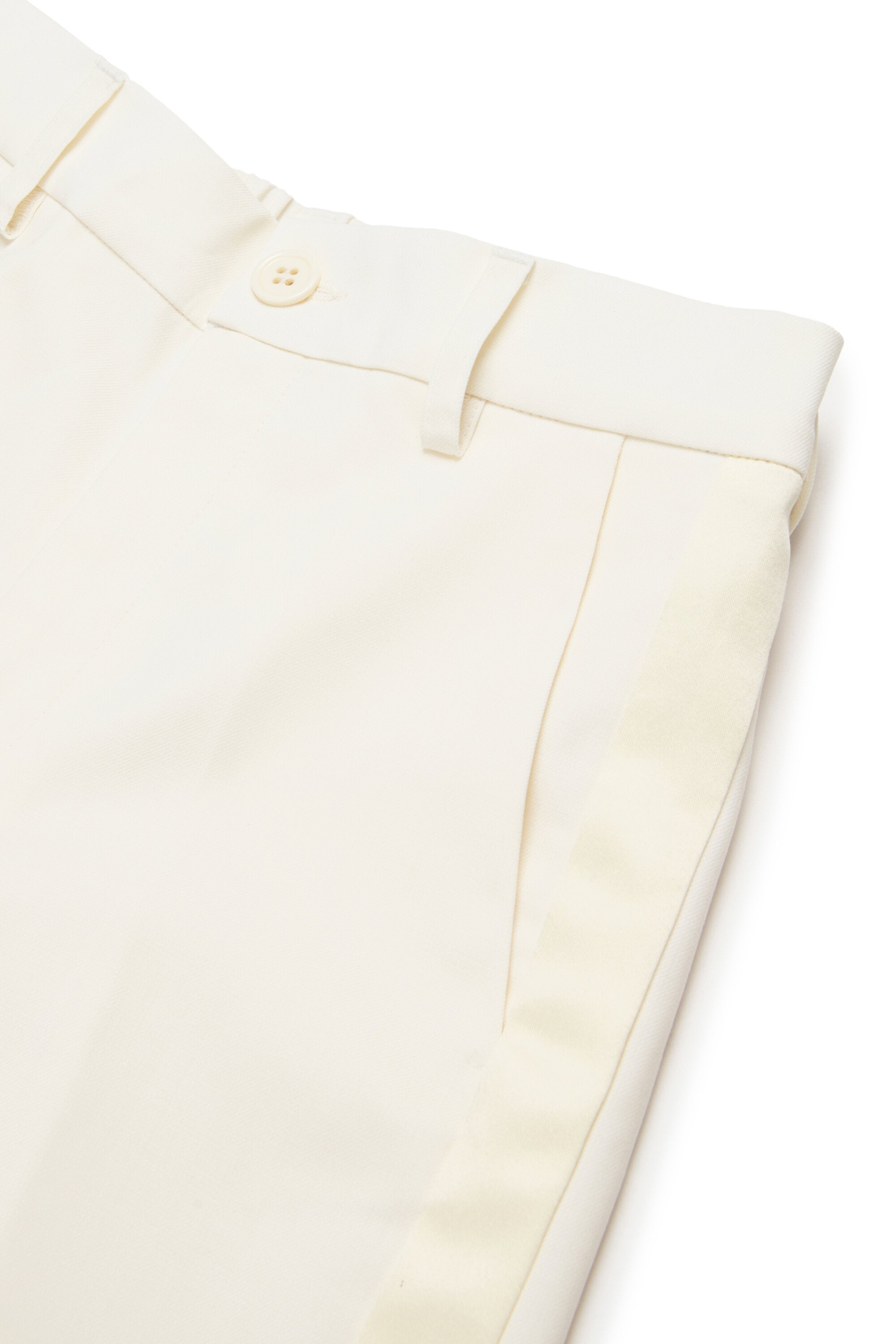 Shorts formales con banda lateral