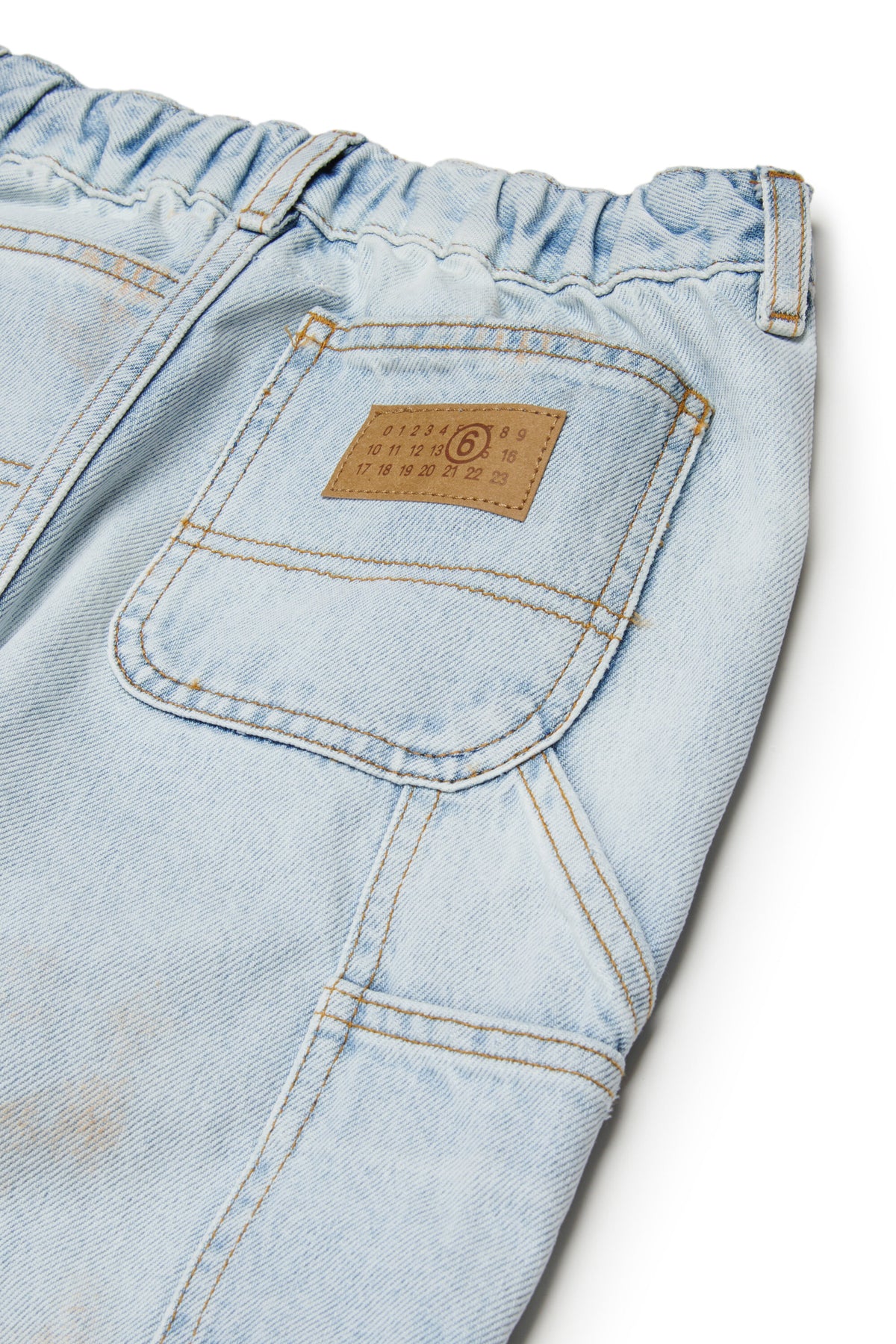 Relaxed Jeans in heller Waschung