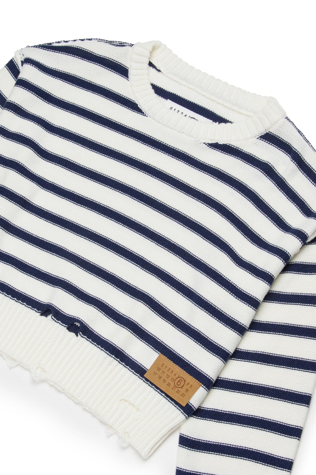 Pull col rond à rayures avec logo