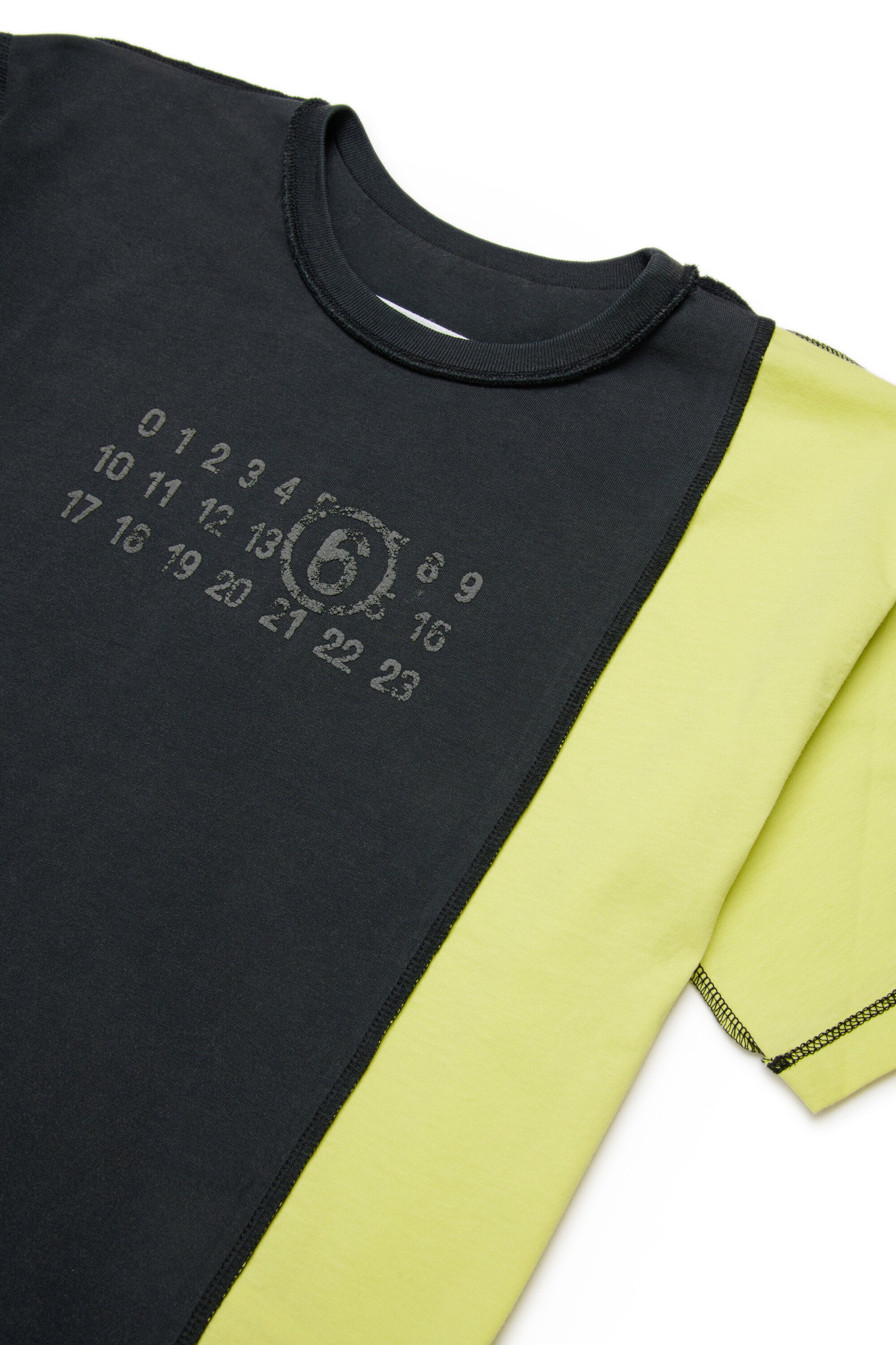 T-shirt con logo