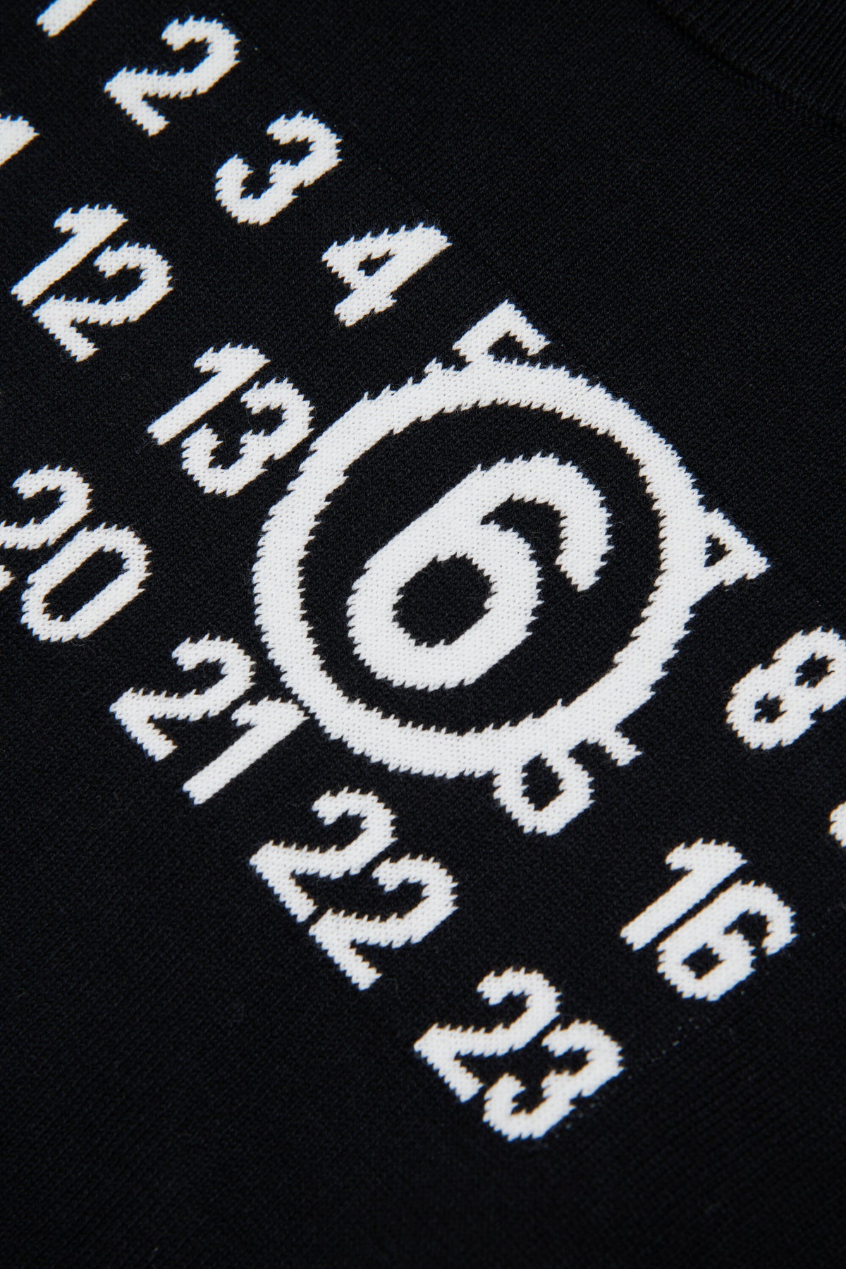 Rundhalsausschnitt-Pullover mit Zahlenlogo