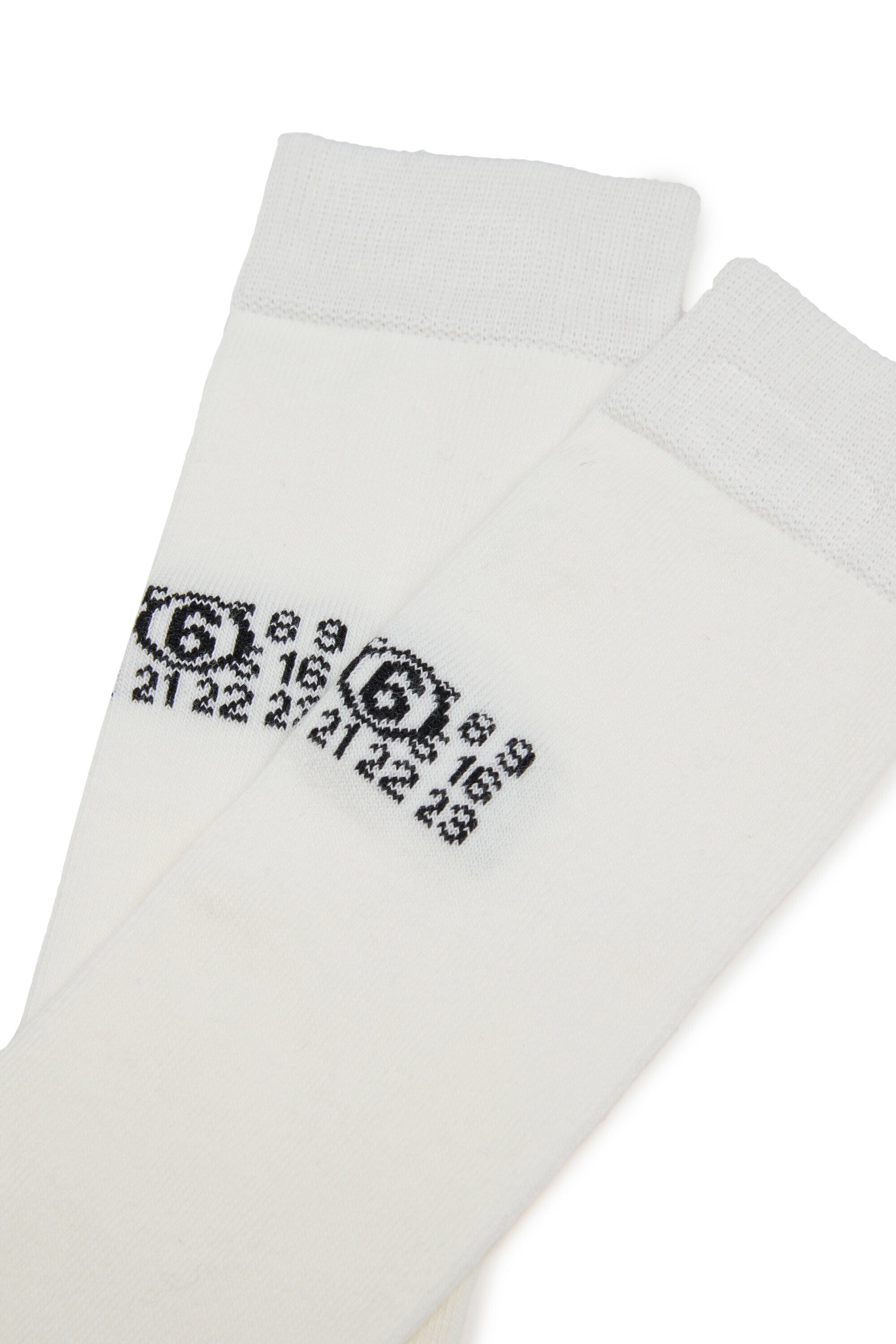 Socken mit Zahlenlogo
