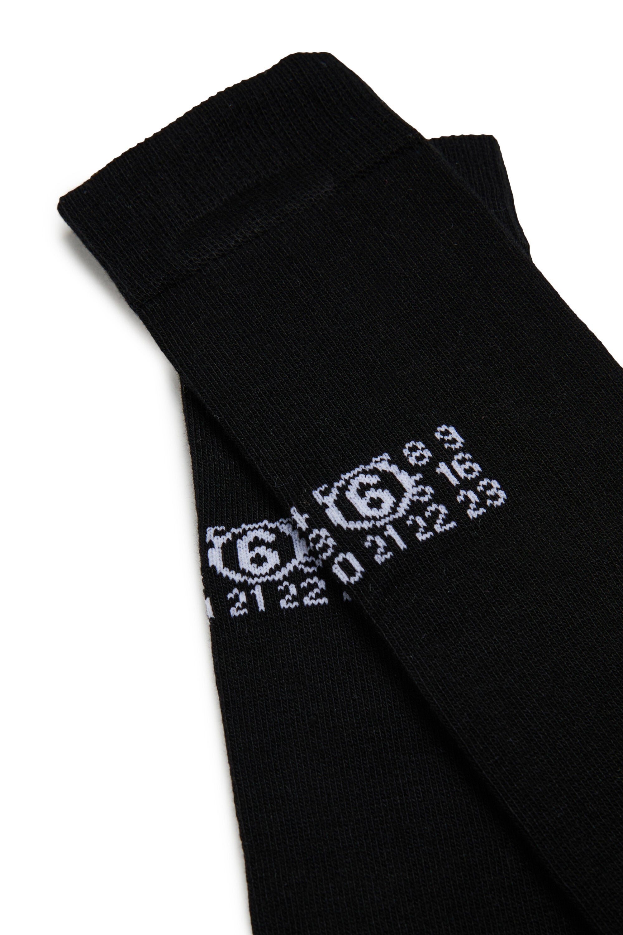 Socken mit Zahlenlogo