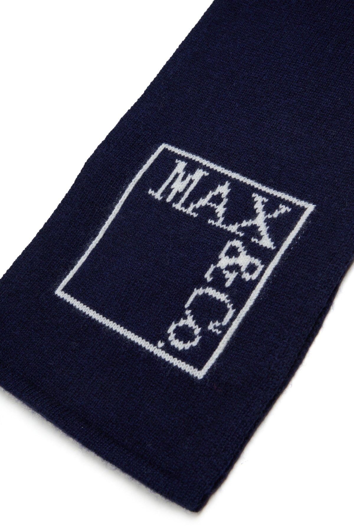 Scarf with logo