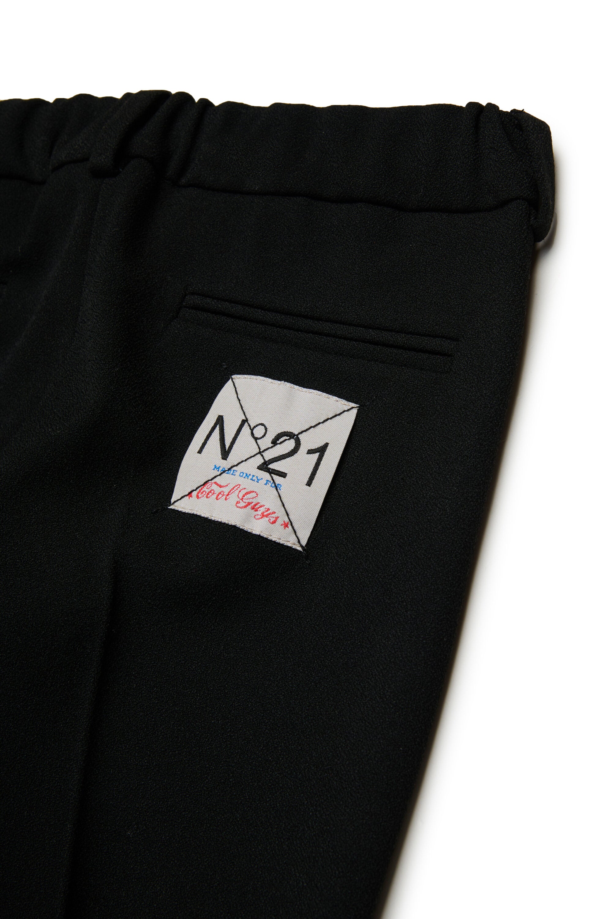 Pantaloni classici in crêpe con piega frontale