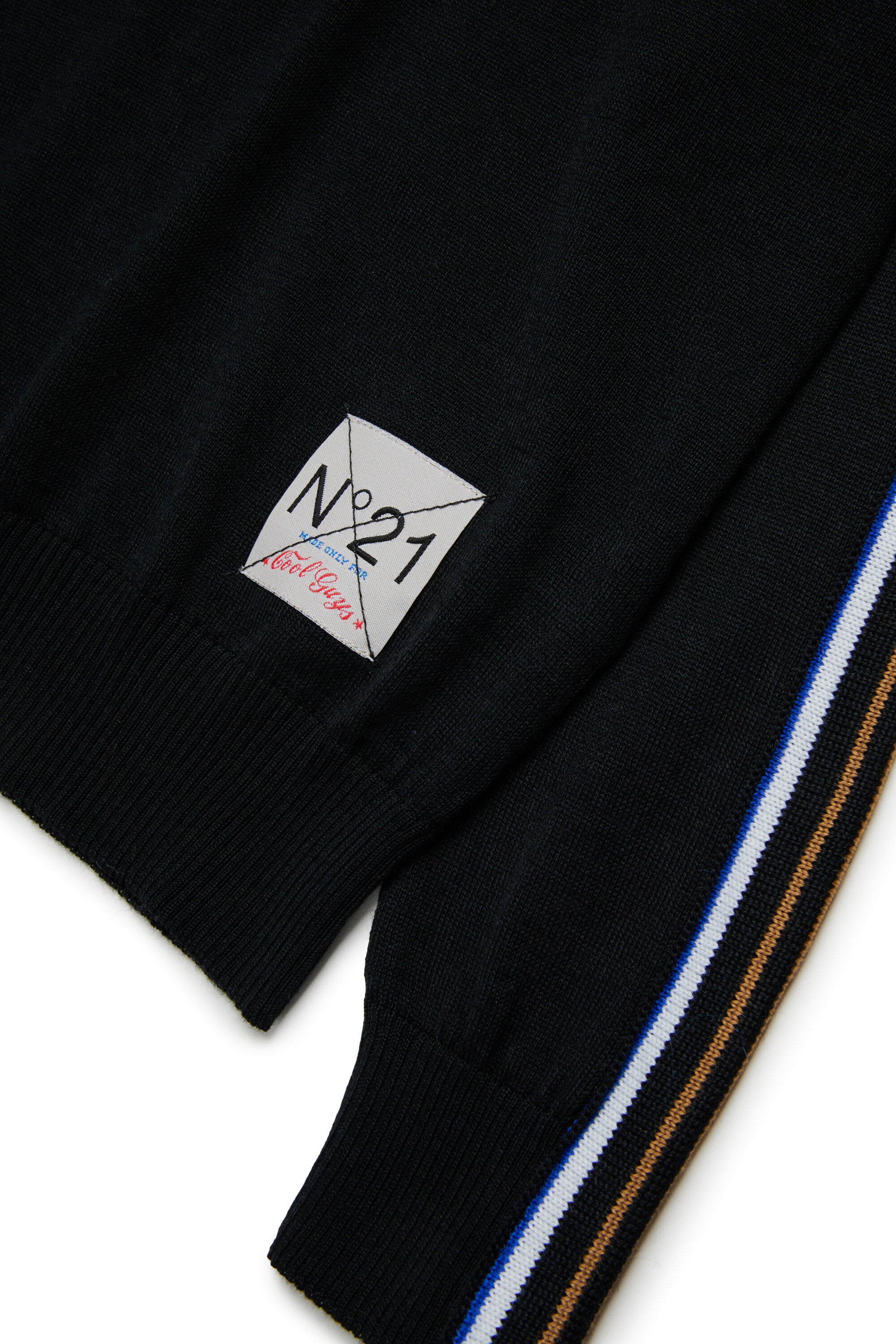 Pull à col roulé en laine avec bandes multicolores