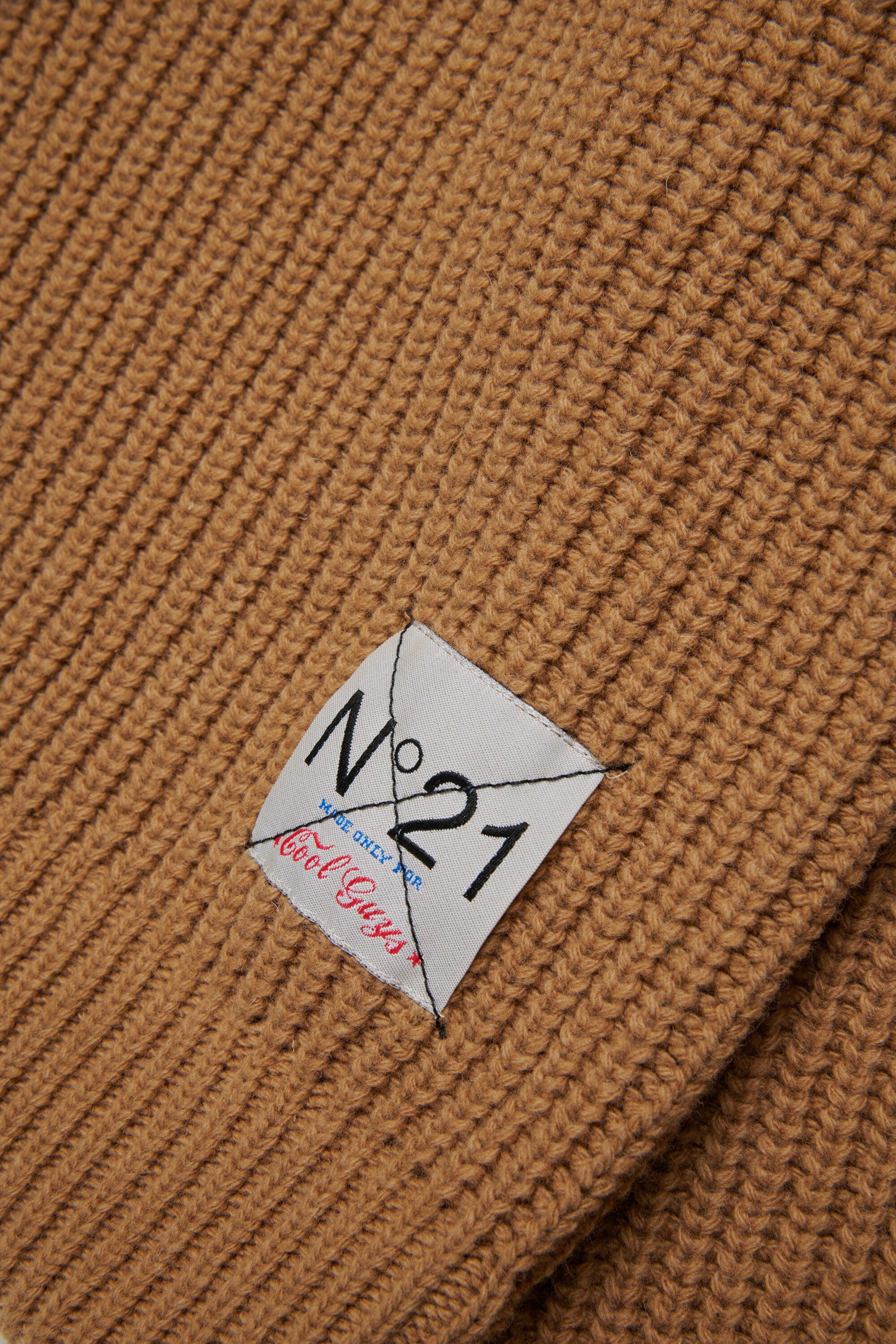 Pull en laine mélangée à capuche contrastée