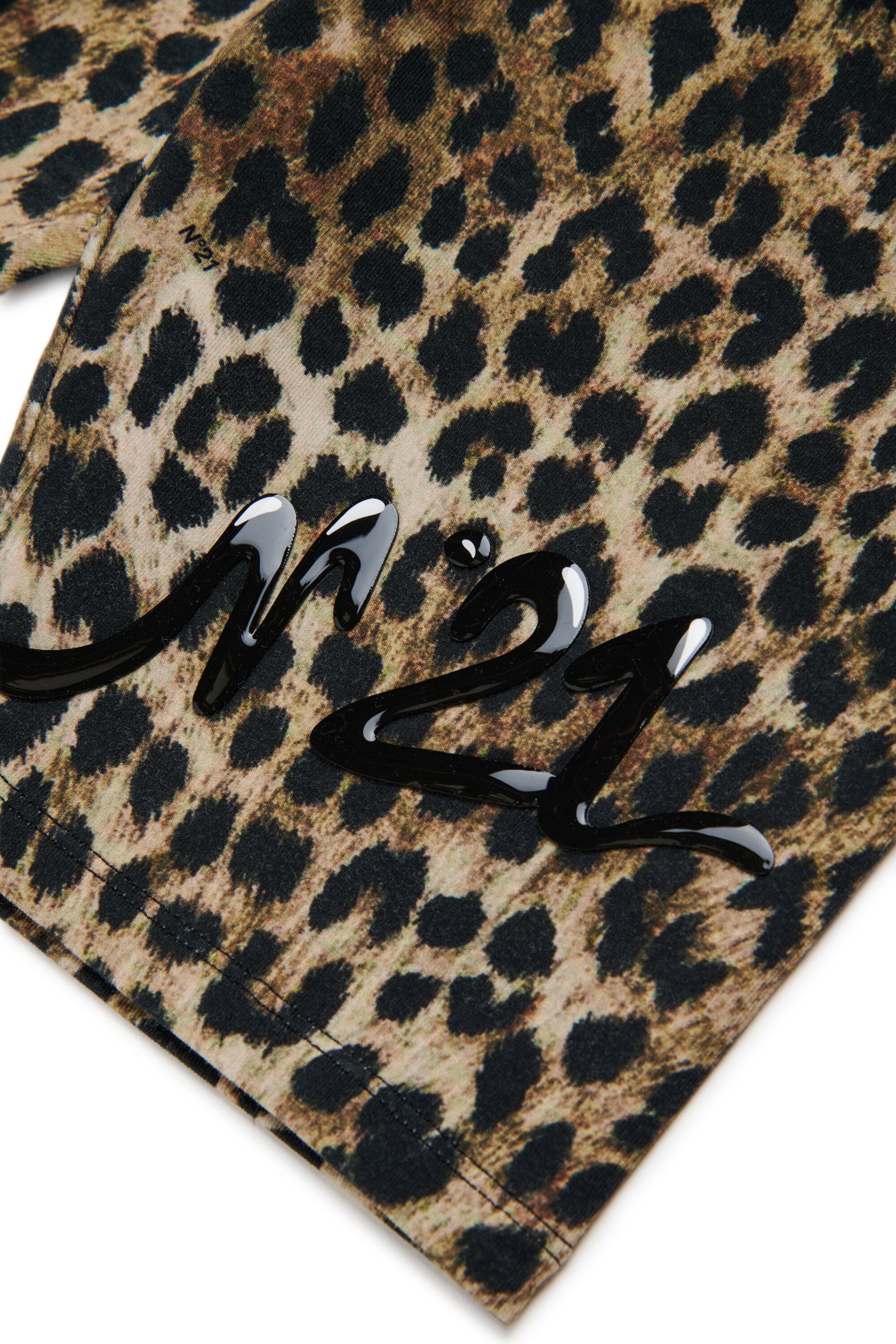 Short cycliste avec logo