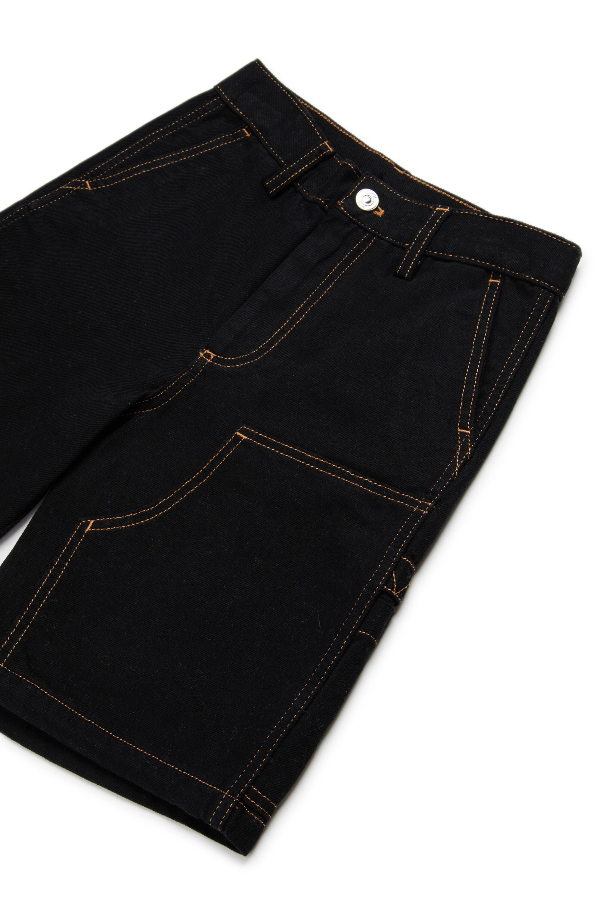 Shorts con logotipo y bolsillos cargo