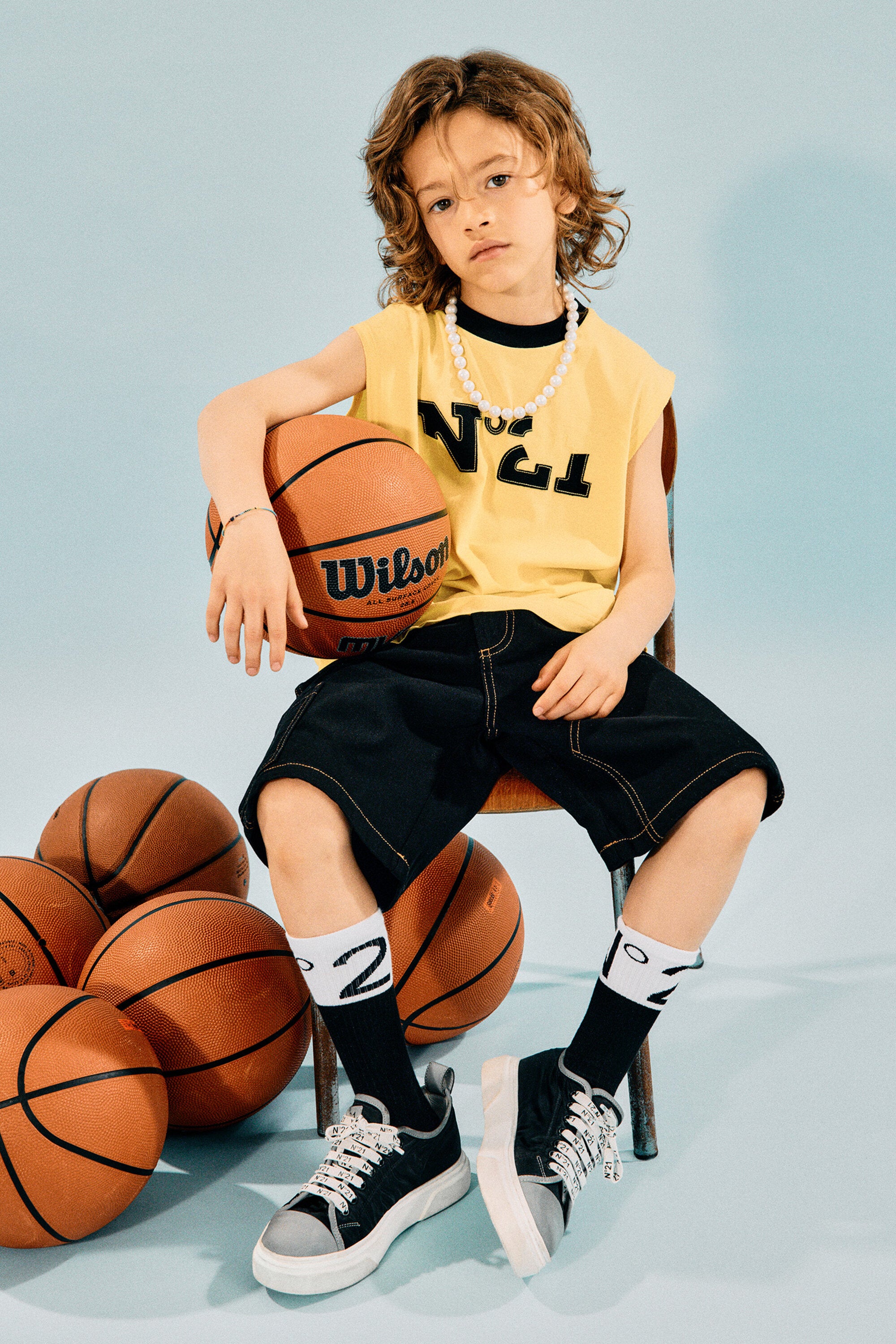 Shorts con logo e tasche cargo