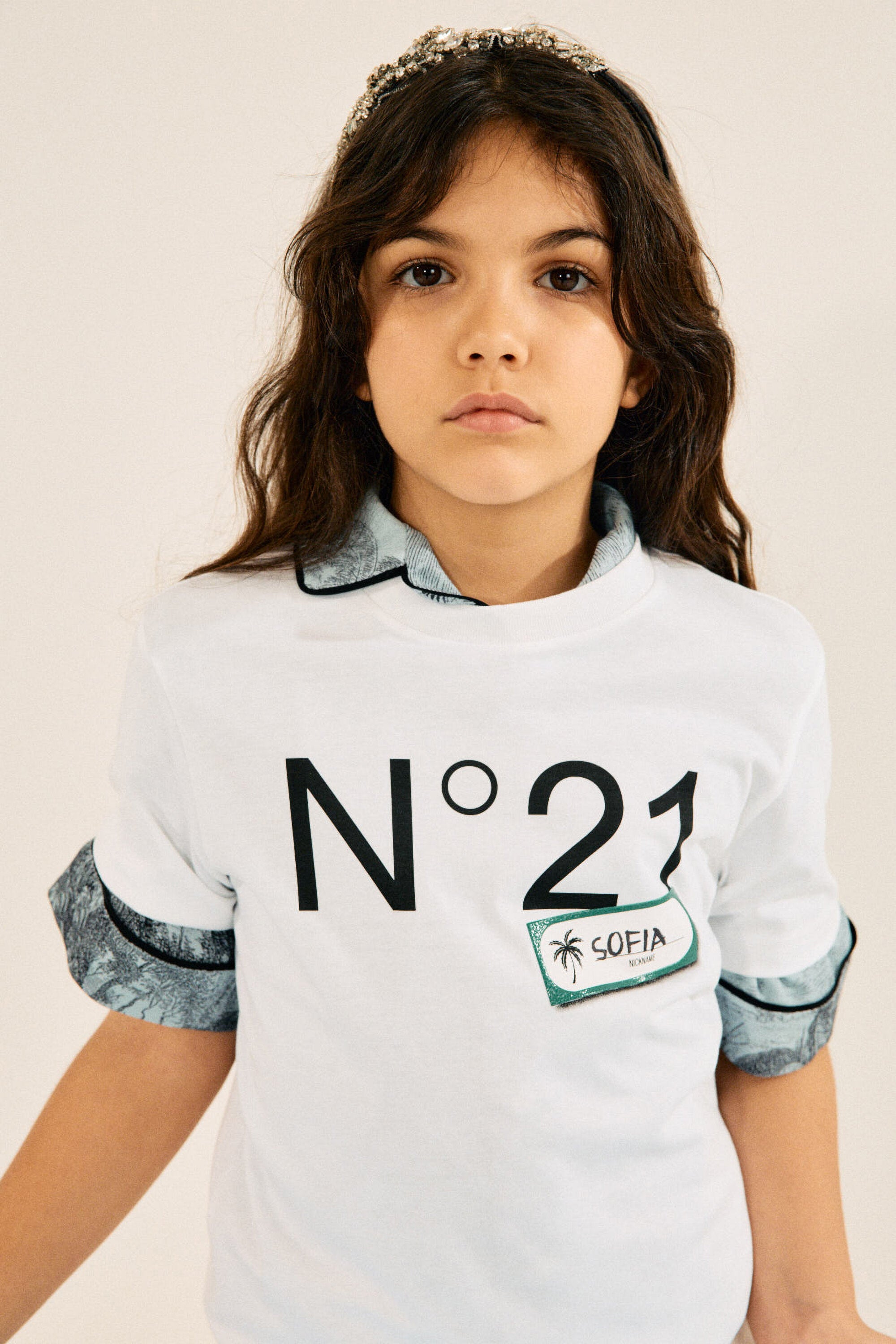 T-shirt con logo frontale