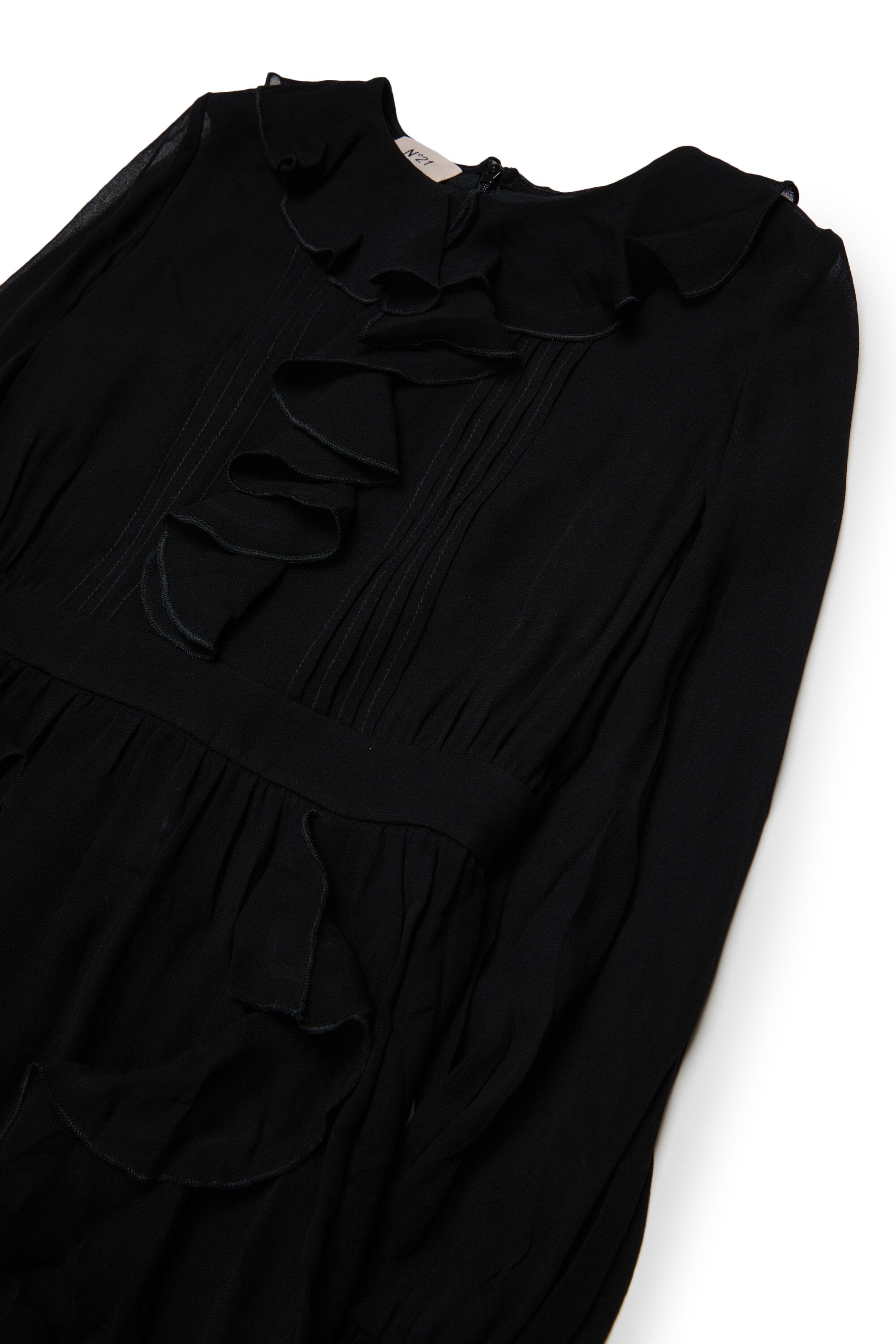 Kleid mit Volants und langen Ärmeln