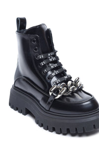 Lace-up boots with chain
