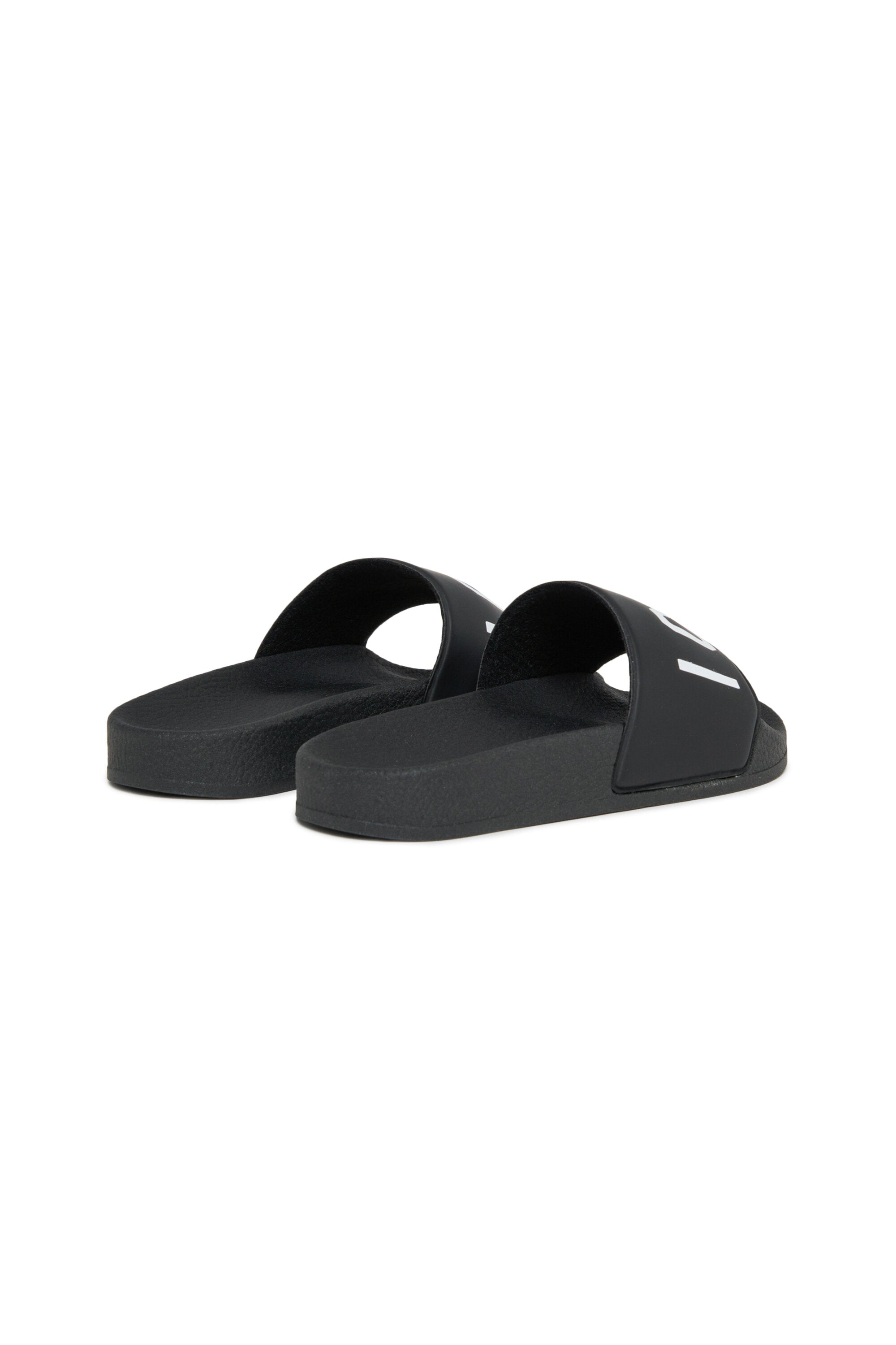 Chaussons avec logo ICON