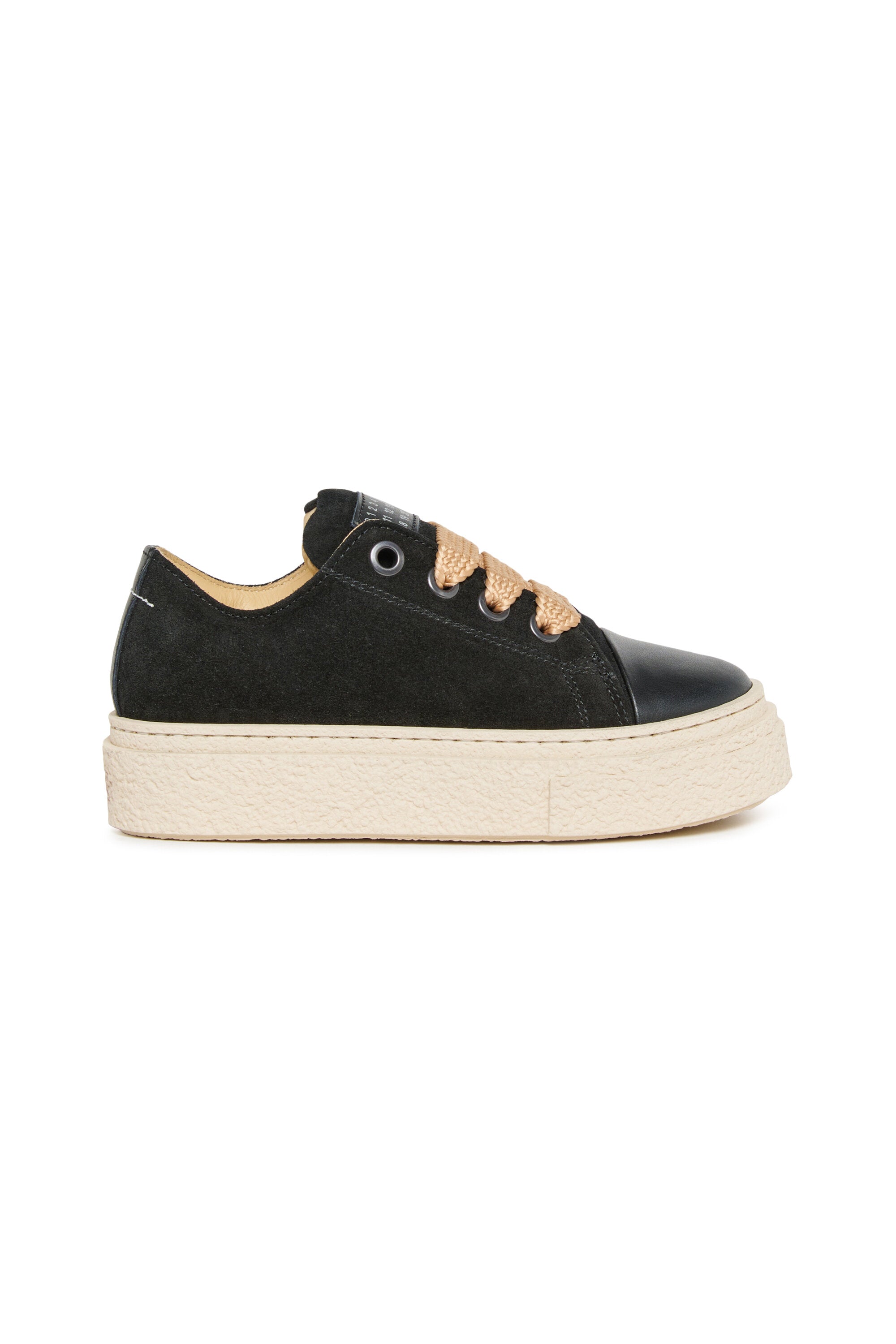 Sneakers basse con suola platform