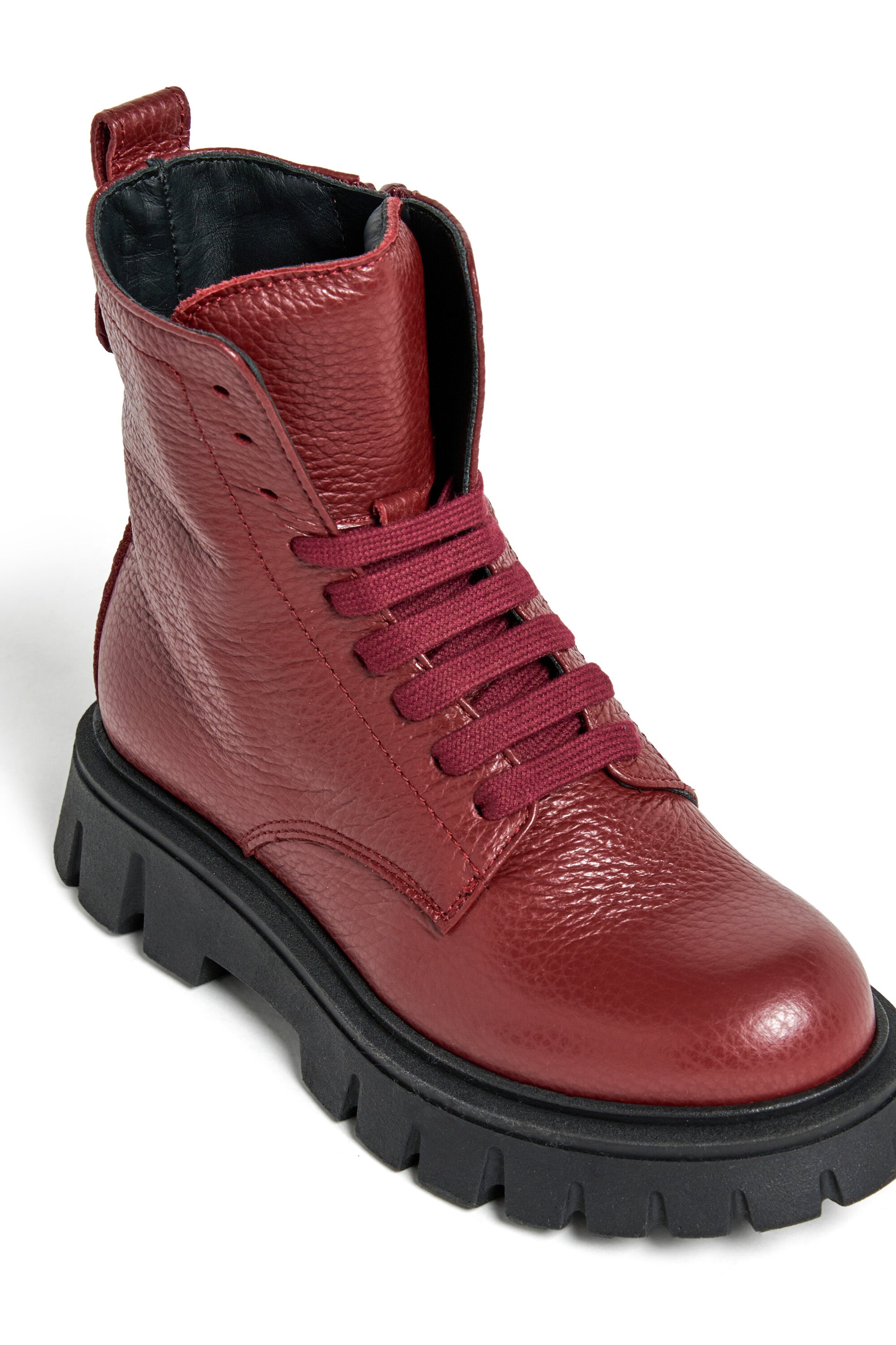 Stivali anfibi in pelle con stud D2