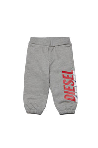 Jogger pants in fleece with dynamic logo